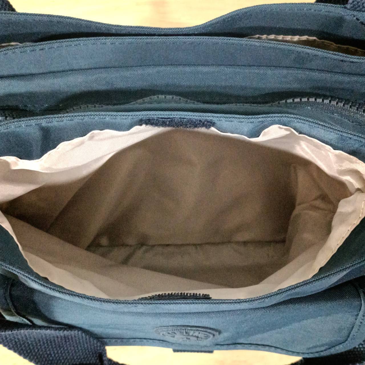 Kipling Felix กระเป๋าถือ กระเป๋าคิปลิ้ง สะพาย