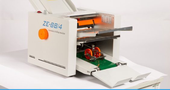 เครื่องพับกระดาษอัตโนมัติรุ่น ZE8B/4 ราคาถูก ขนาด A3 A4 ถูก ทน คุ้ม รับประกัน 6 เดือน