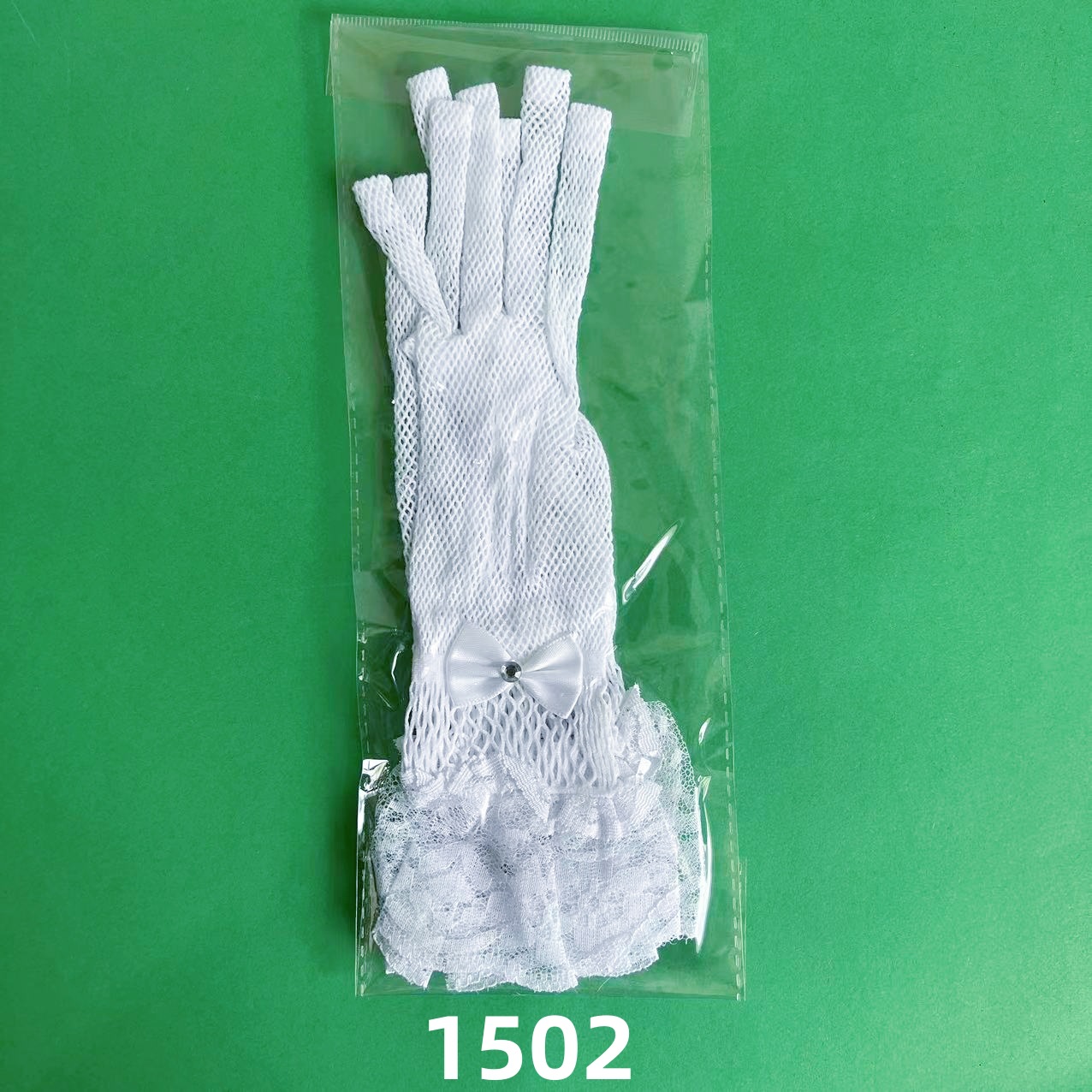 ถุงมือตาข่ายสีดำ โบว์ติดเพชร ลูกไม้ ลายลูกไม้สวย ยืดตามขนาดมือ เหมาะเด็กโตถึงผู้ใหญ่