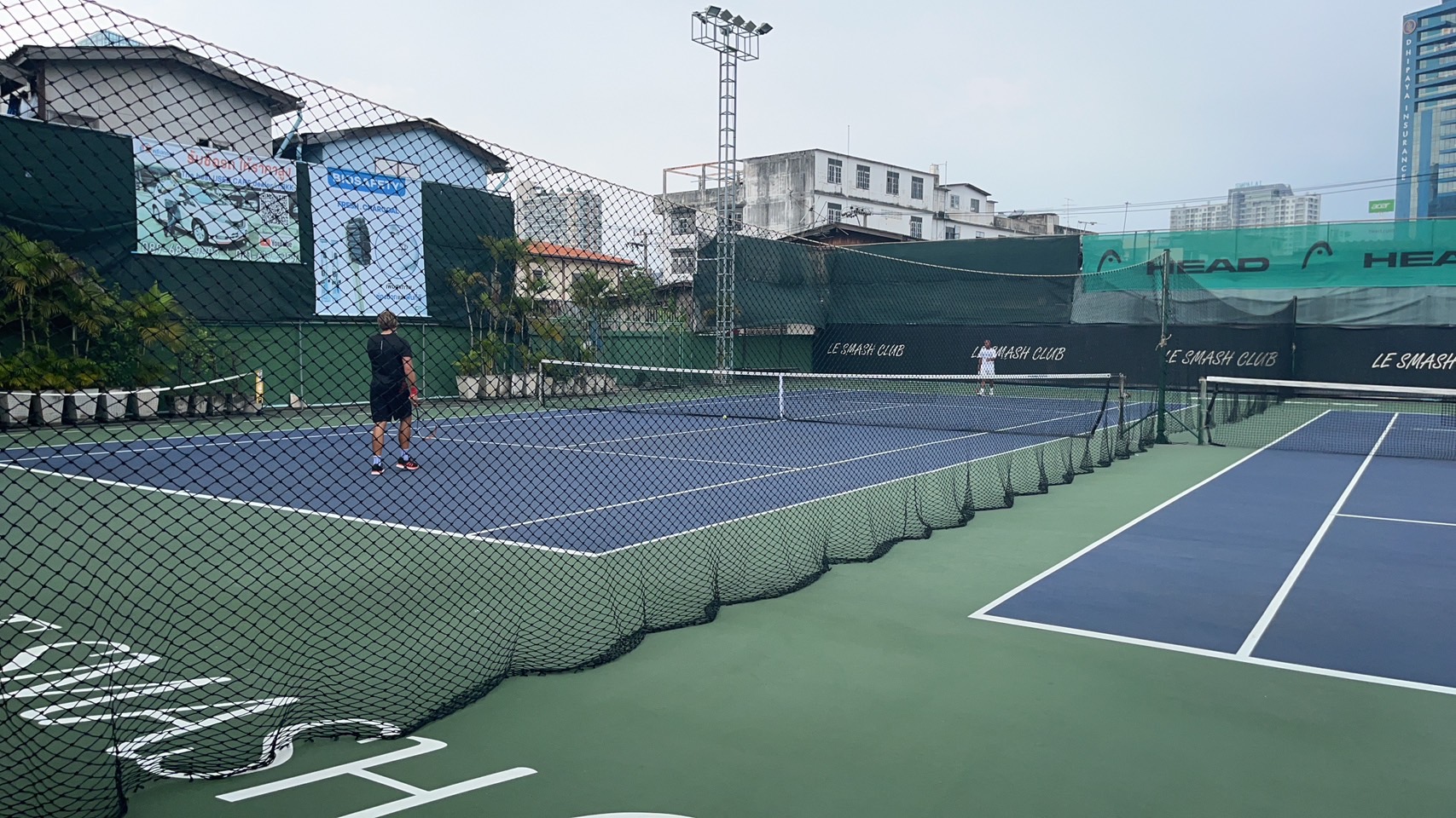 Review ตาข่ายสนามฟุตบอล ตาข่ายล้อมสนามกีฬาตาข่าย HDPEผสมสารป้องกันยูวี UV Protectionเชือกหนาพิเศษ เกลียวอัดแน่น ทนต่อแรงกระแทก ทนแดด ทนฝน