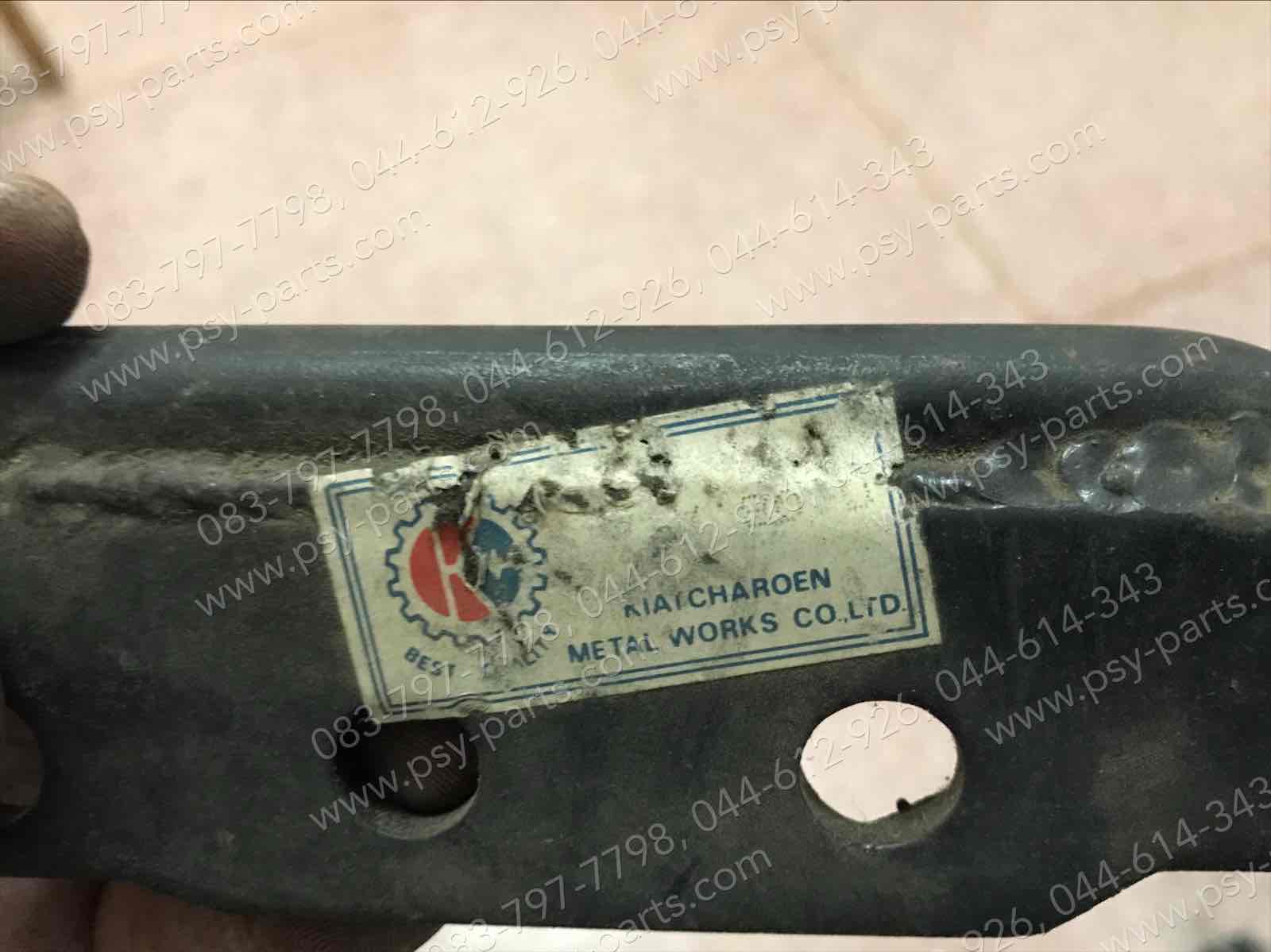 เหล็กพักเท้าหน้า Y 80MATE-U