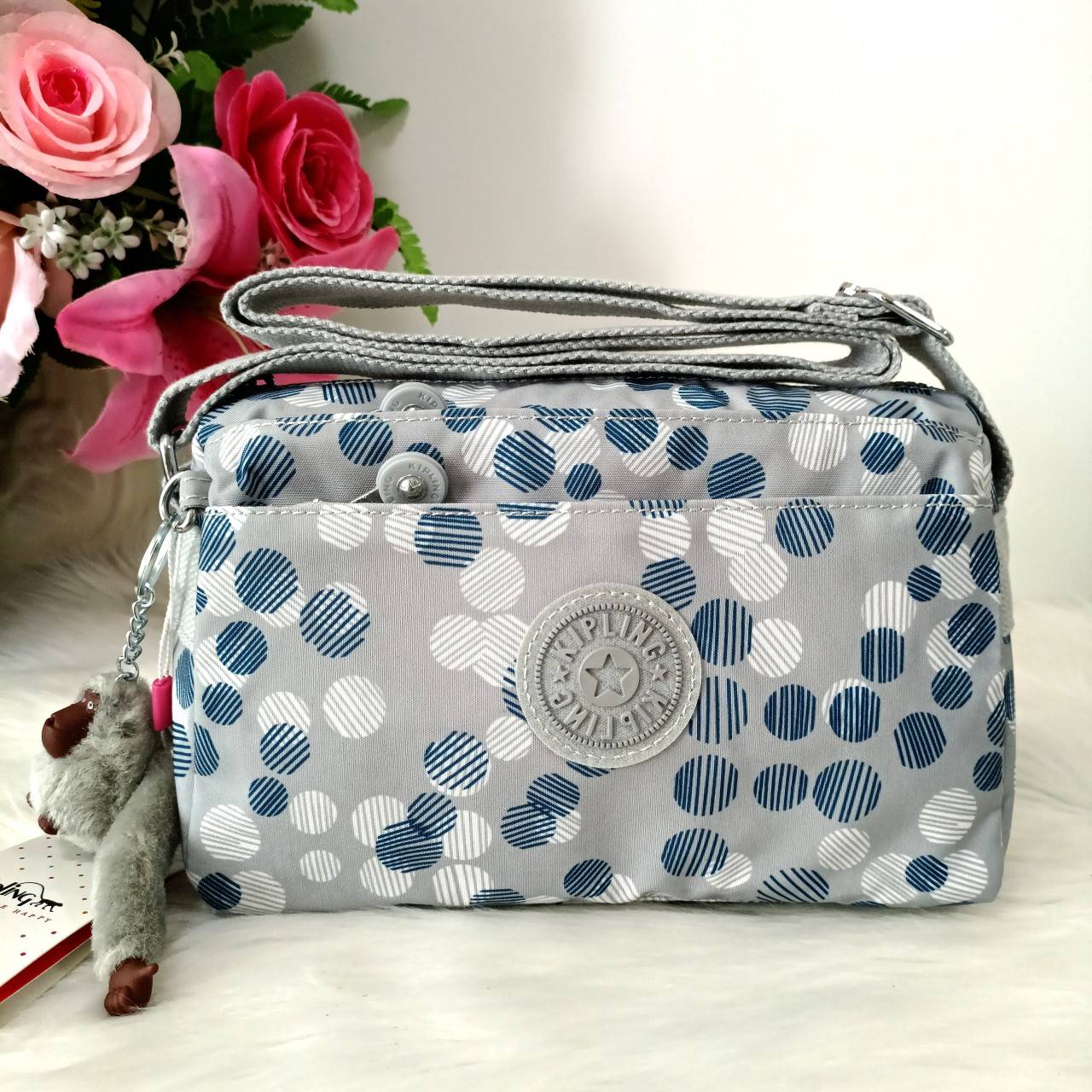 กระเป๋าสะพายkipling ผ้าไนล่อน คิปลิ้ง กระเป๋าคิปริ้ง outlet แท้