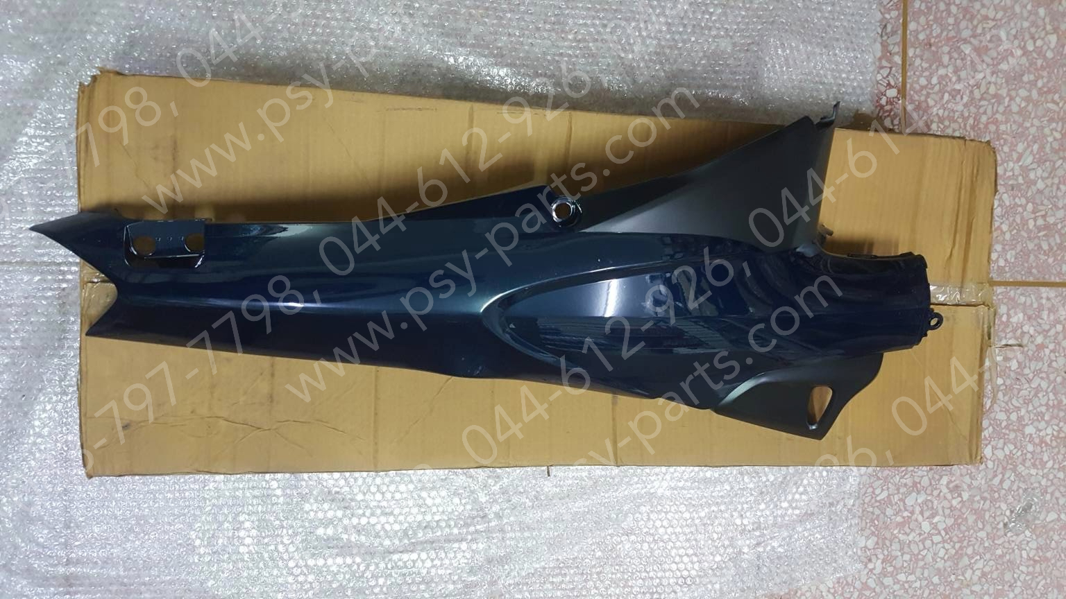 ฝาครอบข้างขวา WAVE 125 แท้ๆ สีเขียว (B173) 64410-KPH-900ZG