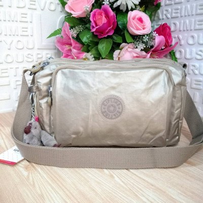 SALE! คิปลิ้ง Kipling กระเป๋าสะพายข้างReth