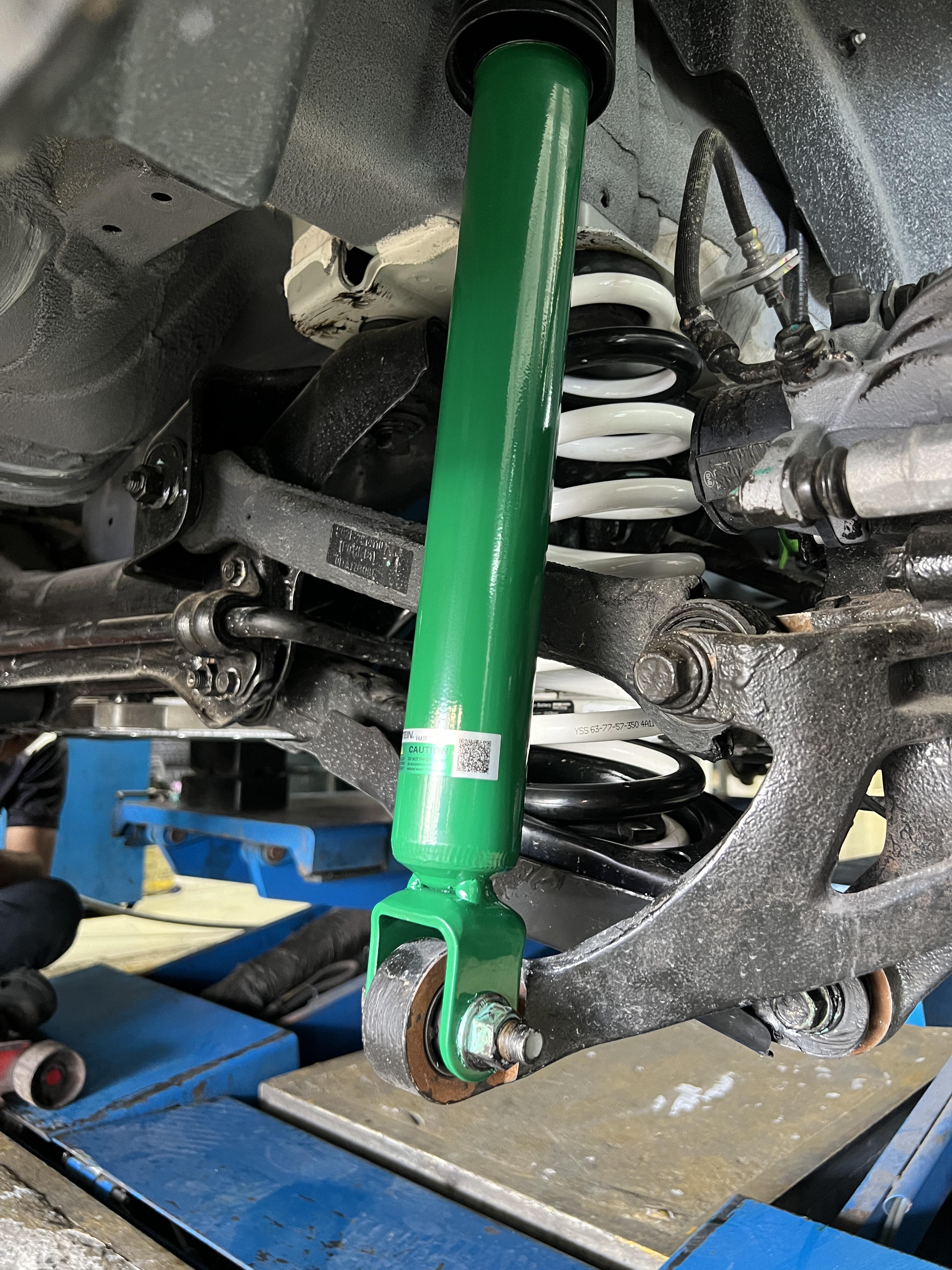 BYD ATTO3 เข้ารับบริการอัพเกรดช่วงล่าง ให้นุ่ม หนึบ นิ่ง ขับดีขึ้น [+] TEIN ENDURA PRO [+] YSS SPRING COMFORT *เพื่อความสะดวกในการรับบริการ นัดหมายเวลาก่อนเข้ารับบริการทุกครั้งครับ 𝙊𝙪𝙧 𝙎𝙚𝙧𝙫𝙞𝙘𝙚 บริการทางร้านเรารับทำอะไรบ้าง 🔧 มียางรถยนต์ทุกยี่ห้อให้เลือกซื้อ 🔧 โช้คอัพ สปริง 🔧 เช็คช่วงล่าง แก้ปัญหาให้ตรงจุด 🔧 ติดตั้งยางแบบไร้รอย 100% 🔧 บริการสลับยาง ตามอายุ 🔧 บริการล้างลิ้นปีกผีเสื้อ 🔧 บริการเช็คระยะรถยนต์ 🔧 เปลี่ยนถ่ายของเหลวทั้งระบบ 🔧 ตั้งศูนย์ด้วยเครื่อง HUNTER นำเข้าจาก USA สอบถามข้อมูลเพิ่มเติม หรือนัดหมายเข้ารับบริการ ☎️ : 08-6569-1915 ☎️ : 08-6544-5963 Line id : @88rw Tiktok : https://www.tiktok.com/@88rwycrr Youtube : https://youtube.com/@88rw Facebook : https://www.facebook.com/88rwtire Location : https://goo.gl/maps/HrNUAZXPN94KvxZ98?coh=178573&entry=tt #รถยนต์มีปัญหาไม่รู้ต้องแก้ตรงไหน ทางเรายินดี ตรวจหาปัญหาและหาวิธีแก้ บอกลูกค้าก่อนลงมือทำเสมอราคาเป็นธรรมไม่เอาเปรียบ สบายใจคุณลูกค้า ร้านยางเจริญรุ่งเรือง ยินดีต้อนรับครับ