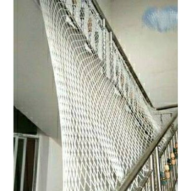 ตาข่ายตกแต่ง กั้นบริเวณ แขวนไฟตกแต่ง กั้นระเบียง กั้นสวนสนุก