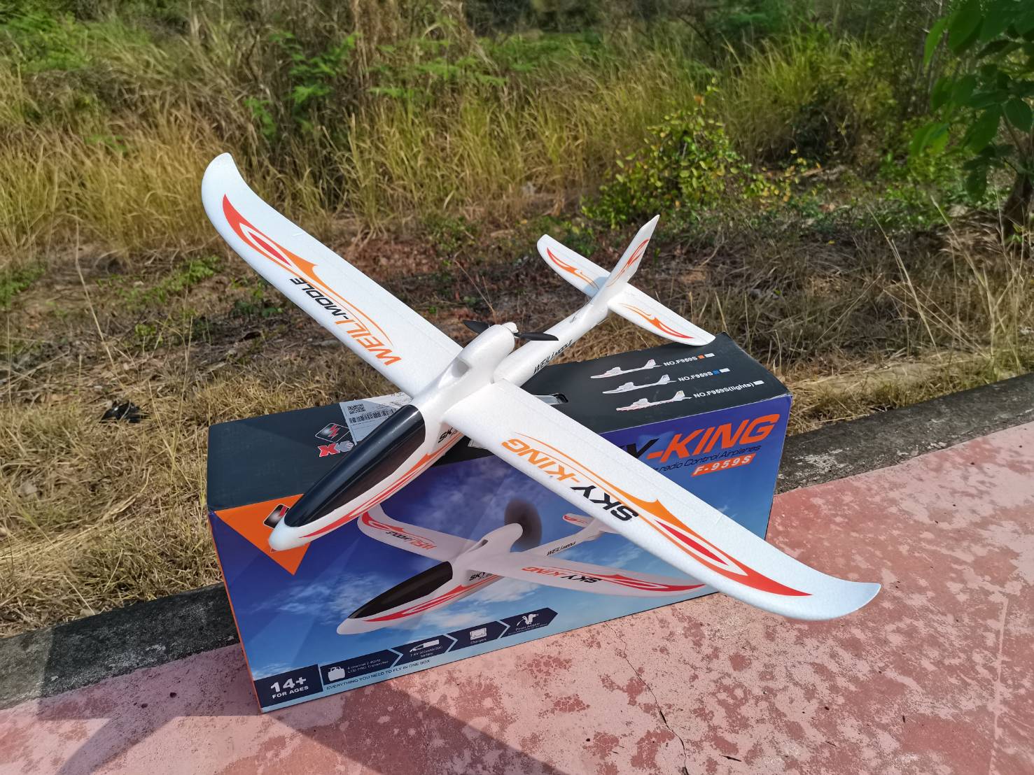 WL-TOYS F595 SKY KING WING 3CH 2.4GHZ เครื่องบินบังคับวิทยุ เครื่องร่อนฝึกเล่นเทรนเนอร์