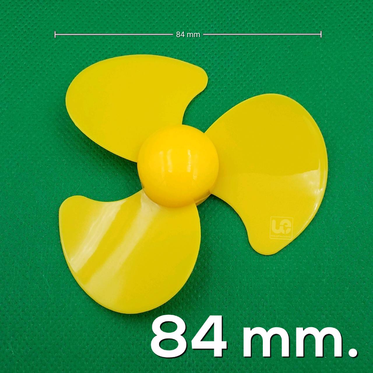 ใบพัด พลาสติก 84mm. ใบหนา 0.9mm สำหรับทำพัดลม ใบพัดเรือ กังหันไฟฟ้า