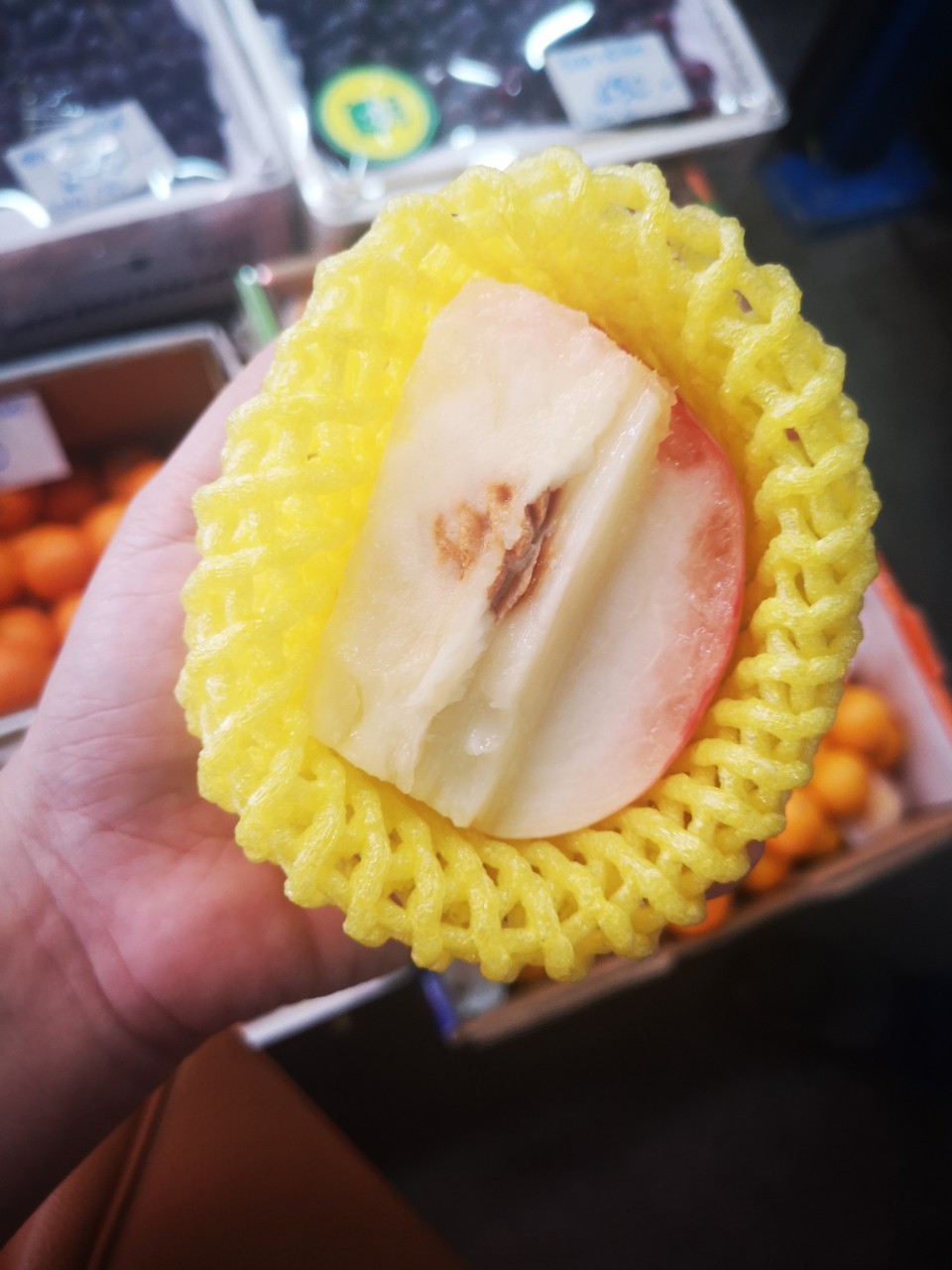 พีชสีชมพู นำเข้าจากญี่ปุ่น