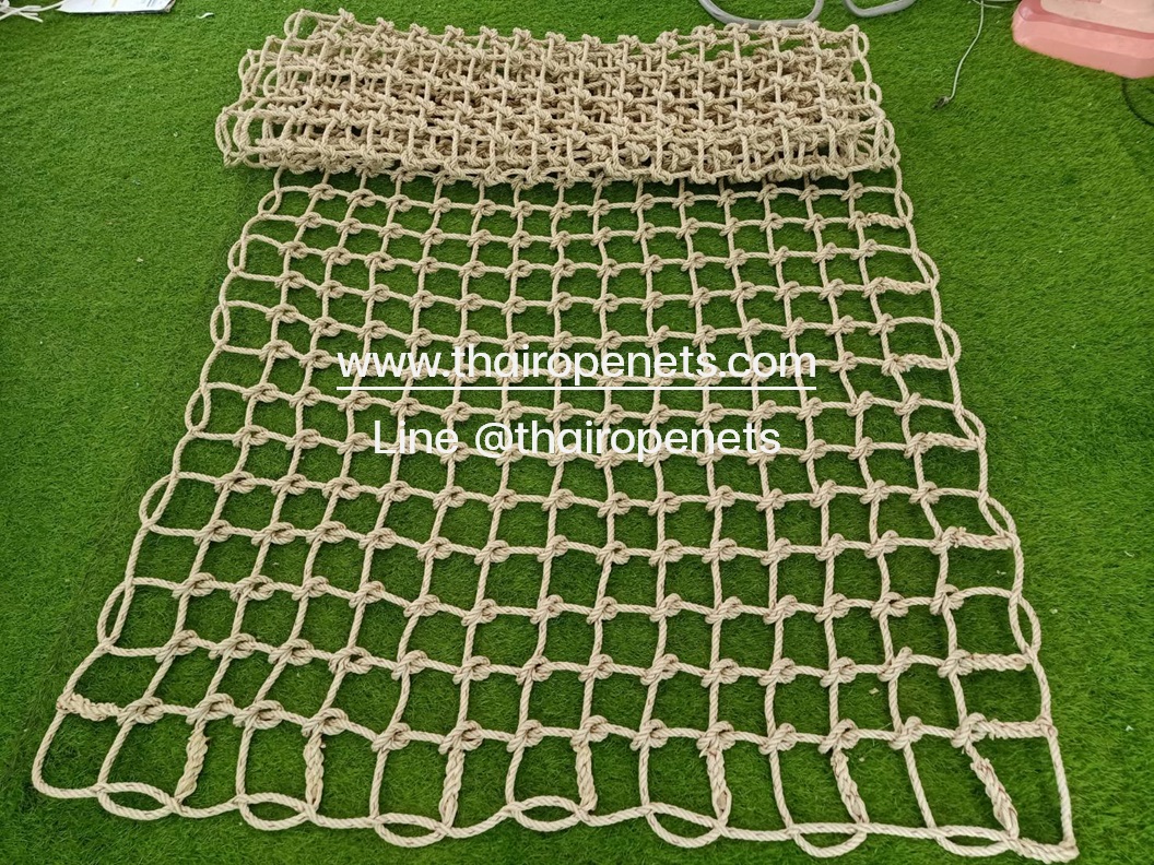 ตาข่ายเชือกปีนป่าย ตาข่ายเชือกกันตก (ผลิตได้ทุกขนาด) 12mm. Meshsize 10x10 cm.