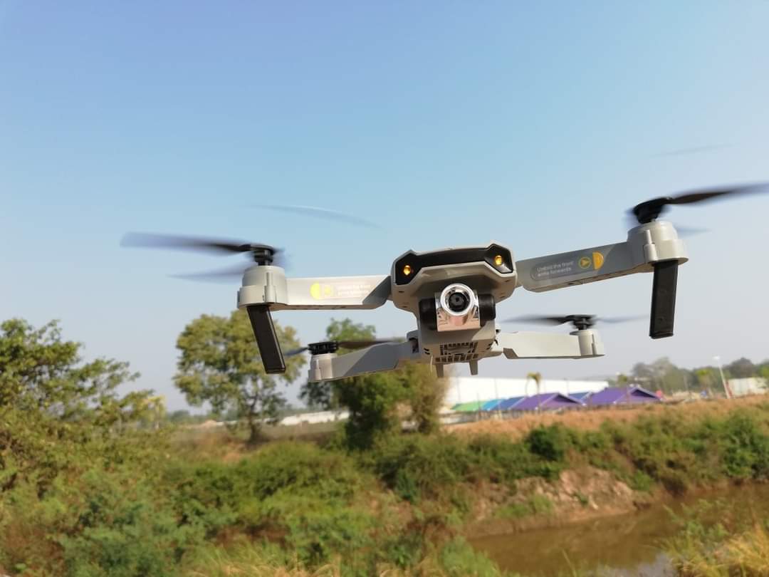 LT CSJ-X2 RC 4K HD XRINE FPV WIFI สินค้าชุดพร้อมเล่น แบตเตอรี่ 2ก้อน บินนาน 18.นาทีต่อก้อน