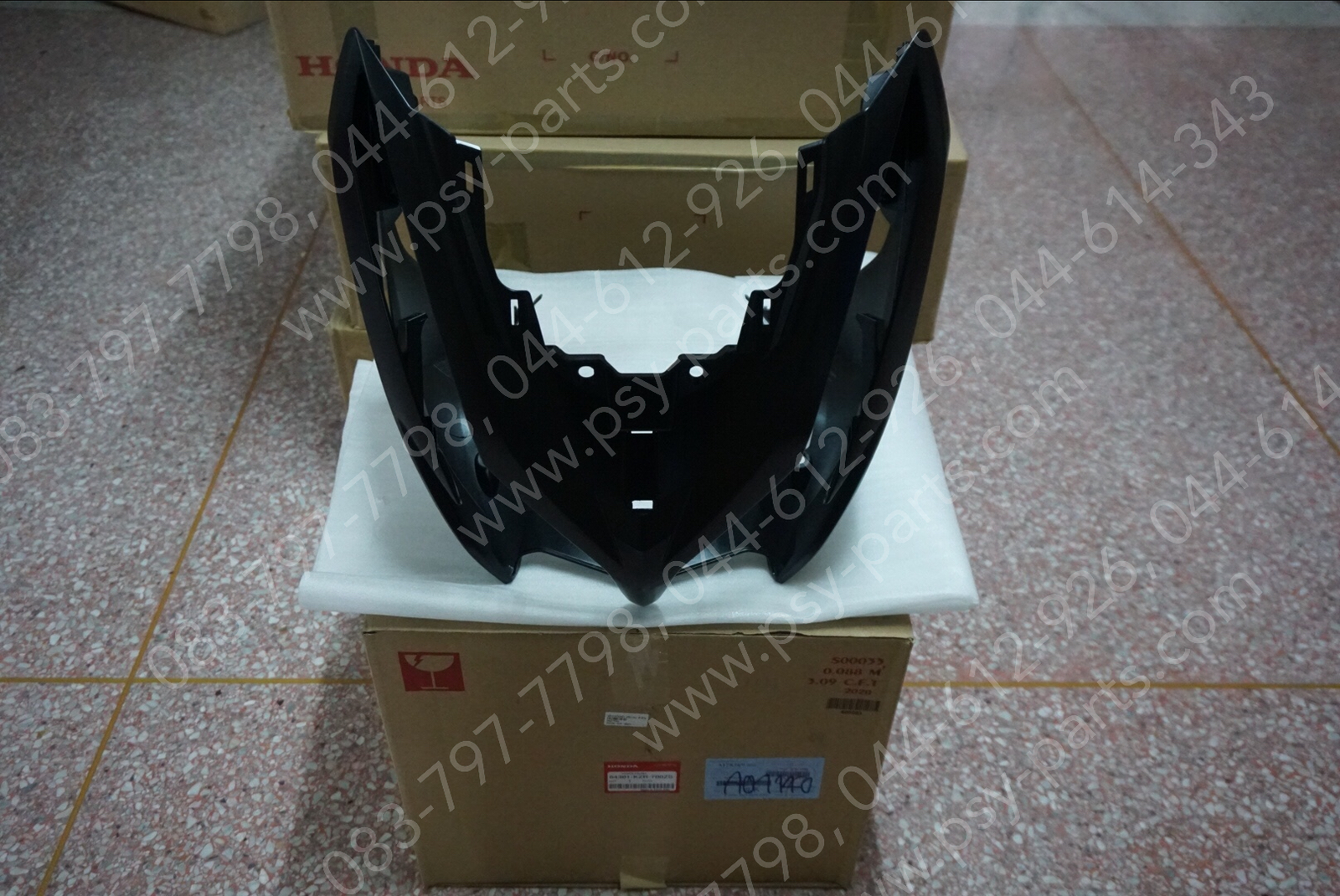 หน้ากากไฟหน้า CLICK 125-I แท้ๆ สีดำด้าน 64301-KZR-700ZS