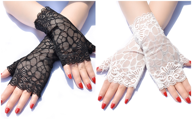 ถุงมือลายลูกไม้สีดำ แบบเปิดปลายนิ้ว แนะนำผู้ใหญ่