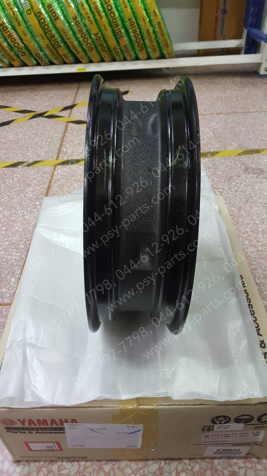 ล้อแม็กหลัง QBIX แท้ๆ สีดำ BM9-F5338-10-33 (สินค้ามัดจำสั่ง)