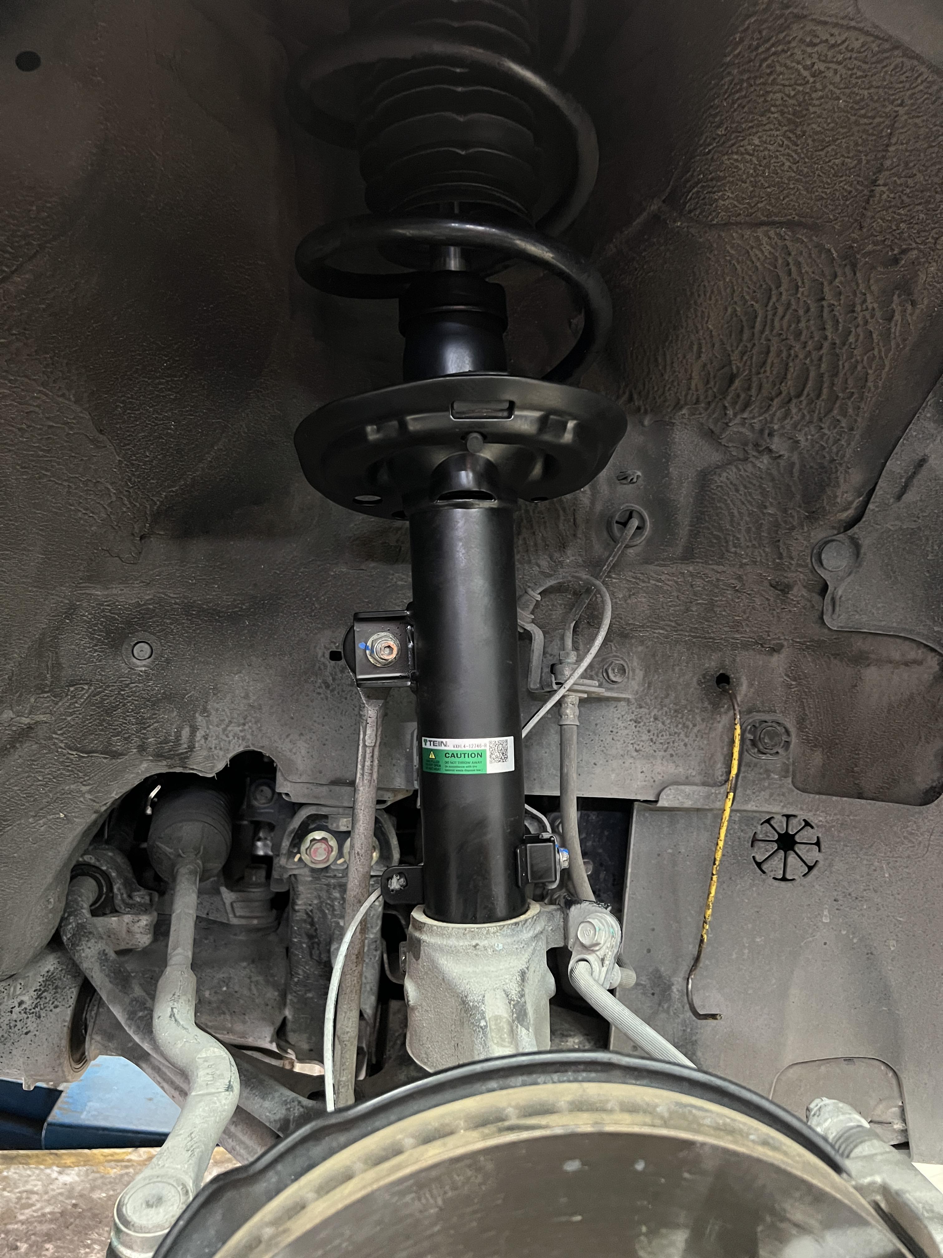 HONDA CRV เข้ารับบริการเปลี่ยนโช้ตอัพรถยนต์ [+] TEIN ENDURA PRO BASIC Location : https://goo.gl/maps/HrNUAZXPN94KvxZ98? รถยนต์มีปัญหาไม่รู้ต้องแก้ตรงไหน ทางเรายินดี ตรวจหาปัญหาและหาวิธีแก้ บอกลูกค้าก่อนลงมือทำเสมอด้วยราคาเป็นธรรม เวลาบริการ วันจันทร์-วันอาทิตย์ 09:00 น. - 17.30 น. #TeinEnduraproBasic #hondacrv #โช้คอัพ #ช่วงล่าง #โช๊ค #ยางรถยนต์