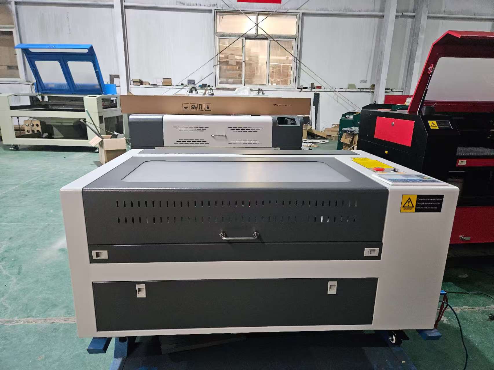 เครื่องแกะสลักยิงเลเซอร์รุ่น 4060B 60W สเป็คราชการ