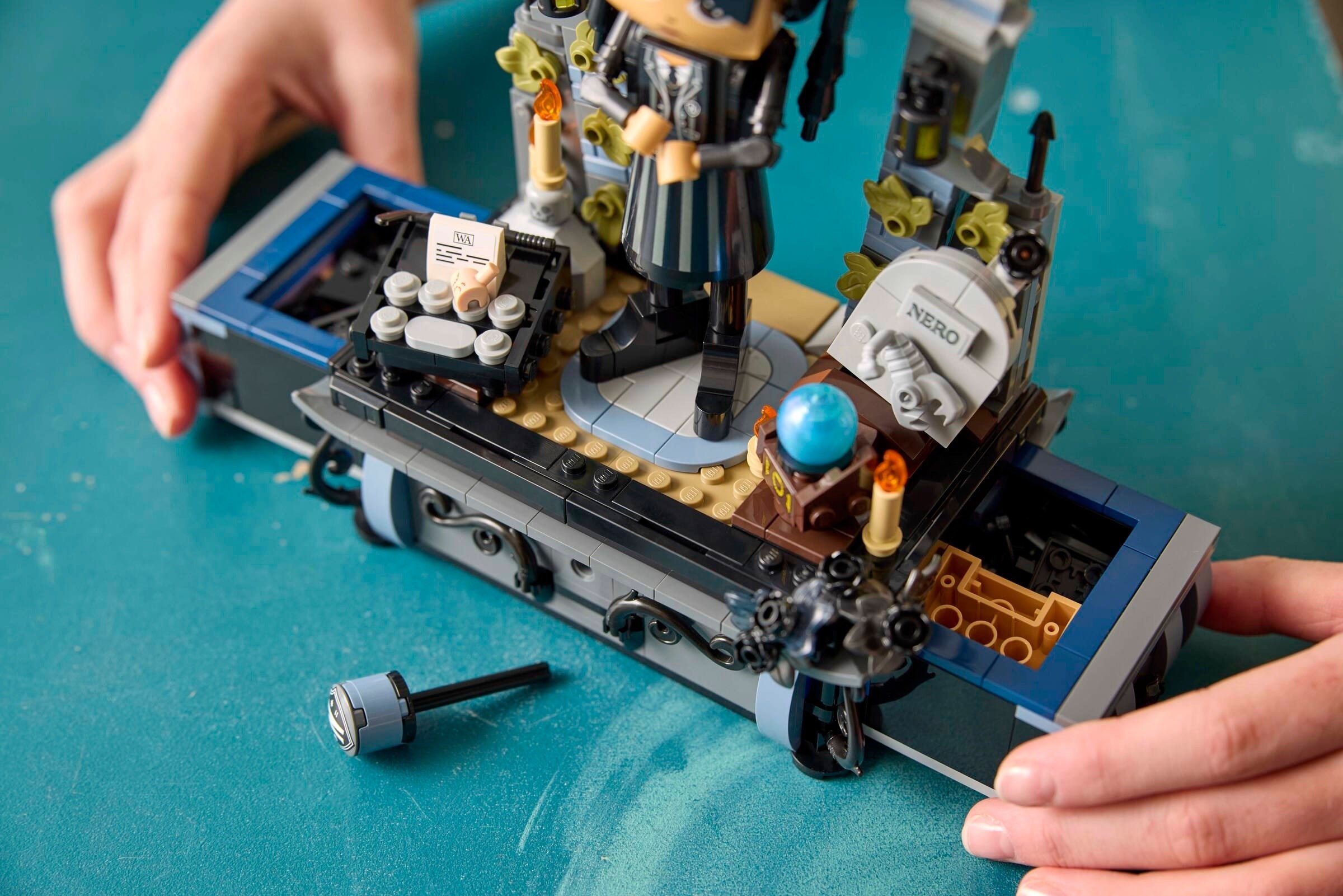 LEGO เลโก้ 76780 Wednesday Addams Figure