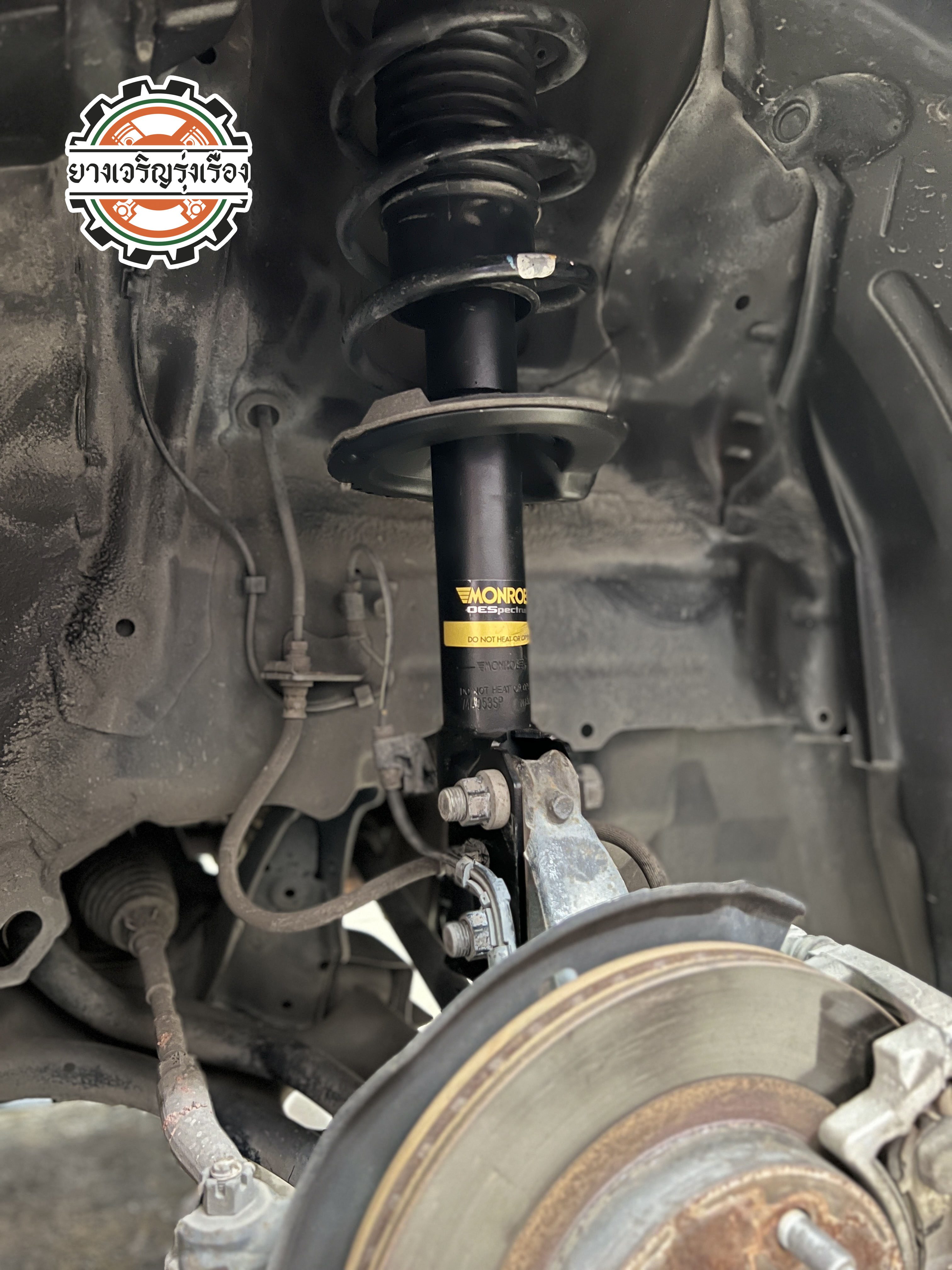 TOYOTA YARIS ATIV เข้ารับบริการติดตั้งโช๊คอัพใหม่คูหน้า เนื่องจากคู่หลังเพิ่งจะเปลี่ยนได้ไม่นาน คู่หน้าก็มีอาการย้วยโยน [+] Monroe Oe spectrum เซ็ทโช๊คอัพเซ็ท หน้าหลัง = 9,600 บาท ล้อเดิม ยางเดิม ก็ขับสนุกได้ [+] พร้อมบริการติดตั้ง + Set up ให้เหมาะกับยาง [+] ขับสนุกด้วยบริการ ตั้งศูนย์ละเอียดให้เหมาะกับการใช้งานและลักษณะของช่วงล่าง --------------------------------- โทร : 08-6544-5963 บุ๊ก และทีมงาน ยินดีต้อนรับครับ 𝙊𝙪𝙧 𝙎𝙚𝙧𝙫𝙞𝙘𝙚 บริการทางร้าน เรารับทำอะไรบ้าง 🔧 ติดตั้งยางแบบไร้รอย 100% 🔧 บริการสลับยาง ตามอายุ 🔧 มียางรถยนต์ทุกยี่ห้อให้เลือกซื้อ 🔧 เช็คช่วงล่าง แก้ปัญหาให้ตรงจุด 🔧 บริการล้างลิ้นปีกผีเสื้อ 🔧 บริการเช็คระยะรถยนต์ 🔧 เปลี่ยนถ่ายของเหลวทั้งระบบ 🔧 ตั้งศูนย์ด้วยเครื่อง HUNTER นำเข้าจาก USA #รถยนต์มีปัญหาไม่รู้ต้องแก้ตรงไหน ทางเรายินดี ตรวจหาปัญหาและหาวิธีแก้ บอกลูกค้าก่อนลงมือทำเสมอราคาเป็นธรรมไม่เอาเปรียบ สบายใจคุณลูกค้า ---------------------------------- ดูแลให้คำปรึกษาทุกปัญหาคาใจ ไม่ทิ้งลูกค้า มีบริการหลังการขาย 【ให้ผู้เชี่ยวชาญของเรา ดูแลรถคุณ】 ร้านยางเจริญรุ่งเรือง ยินดีต้อนรับครับ ---------------------------------- #โช๊คอัพรถยนต์ #monroe #yss #kayaba #profender #ร้านยางเจริญรุ่งเรือง #นนทบุรี #งามวงศ์วาน #amsfix #บริการช่วงล่างรถยนต์ #ซ่อมบำรุงช่วงล่าง #เซทอัพโช๊คอัพรถยนต์