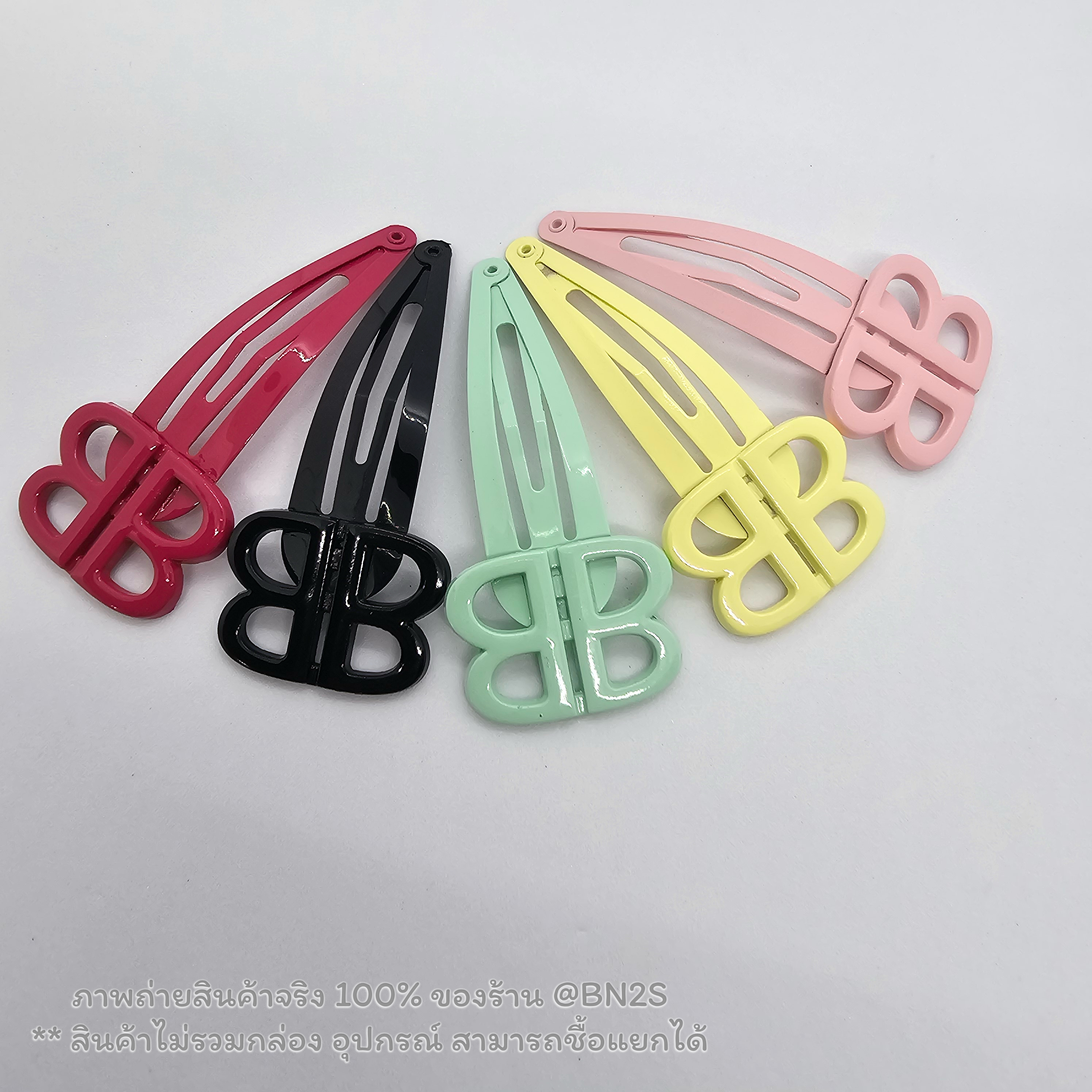 สีดำ | กิ๊บ BB Balenciga งานเคลือบสีพาสเทล ขนาดประมาร 7 ซม. สัญลักษณ์ BB น่ารัก ราคาไม่แพง