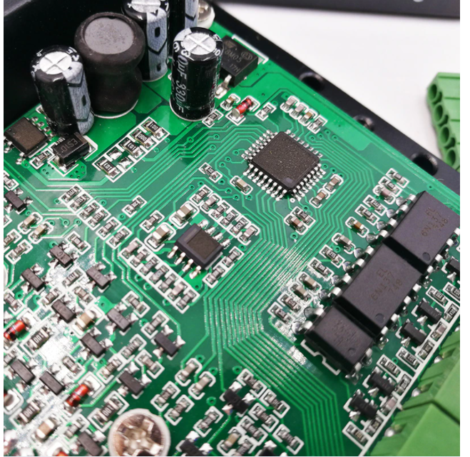 DM542 โมดูลขับสเต็ปปิ้งมอเตอร์ 20-50V 4.2A DSP digital 42/57/86 stepper motor driver engraving machine dedicated replacement 2M542/TB6600