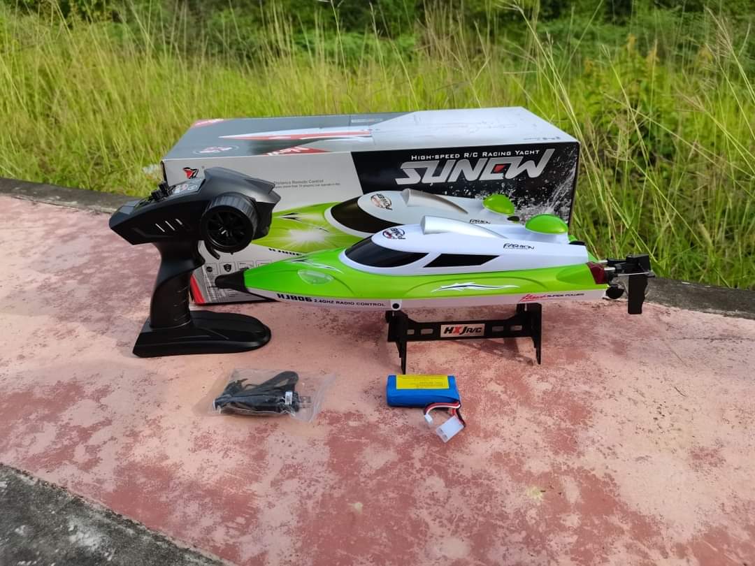 เรือบังคับวิทยุความเร็วสูง HJ-806 47Cm 2.4G RC 30Km/H แบตเตอร์+ชุดชร์าจ พร้อมเล่น ระบบระบายความร้อนด้วยน้ำ