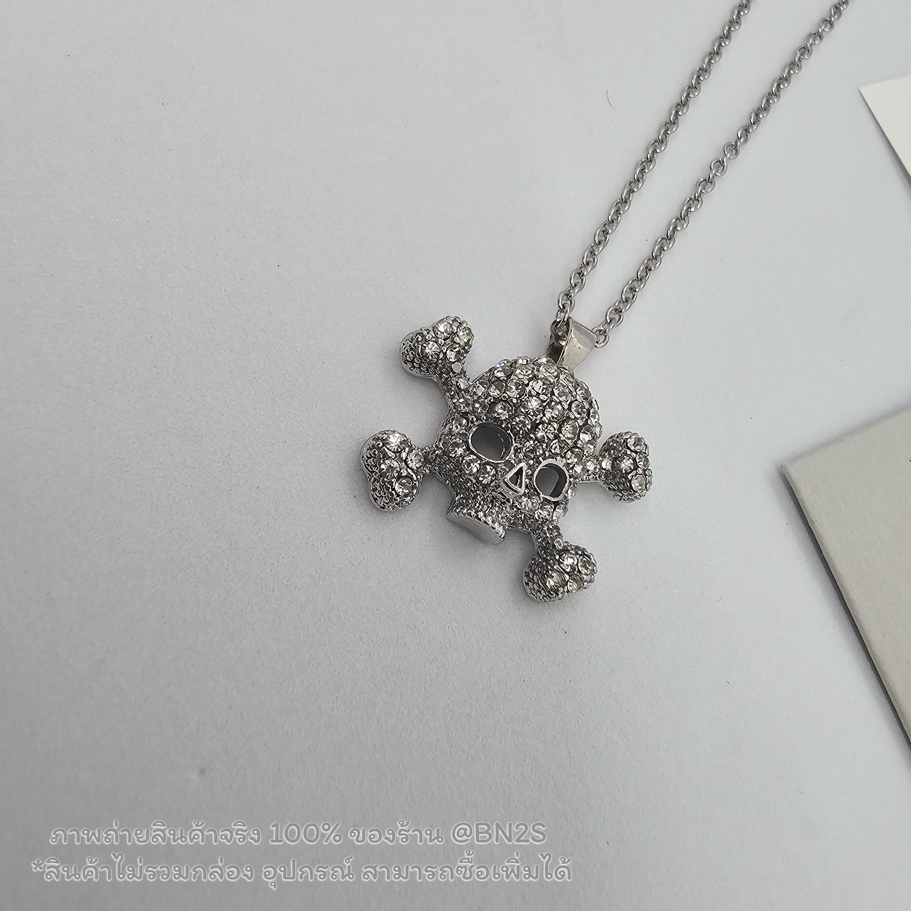 Vivienne Westwood Skull Necklace สร้อยคอรูปหัวกะโหลก วิเวียน เวสวู๊ด ประดับคริสตัล อะไหล่สีเงิน พร้อมส่งในไทย ความยาว 40 ซม. เพิ่ม 5 ซม. ไม่รวมกล่อง อุปกรณ์