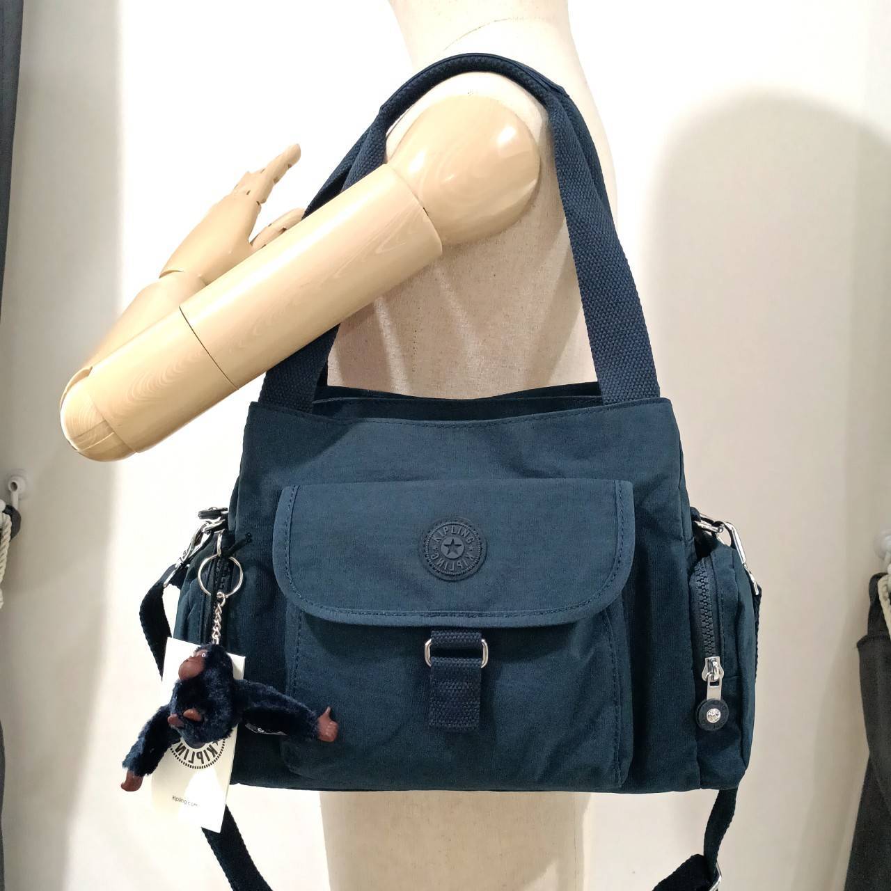 Kipling Felix กระเป๋าถือ กระเป๋าคิปลิ้ง สะพาย