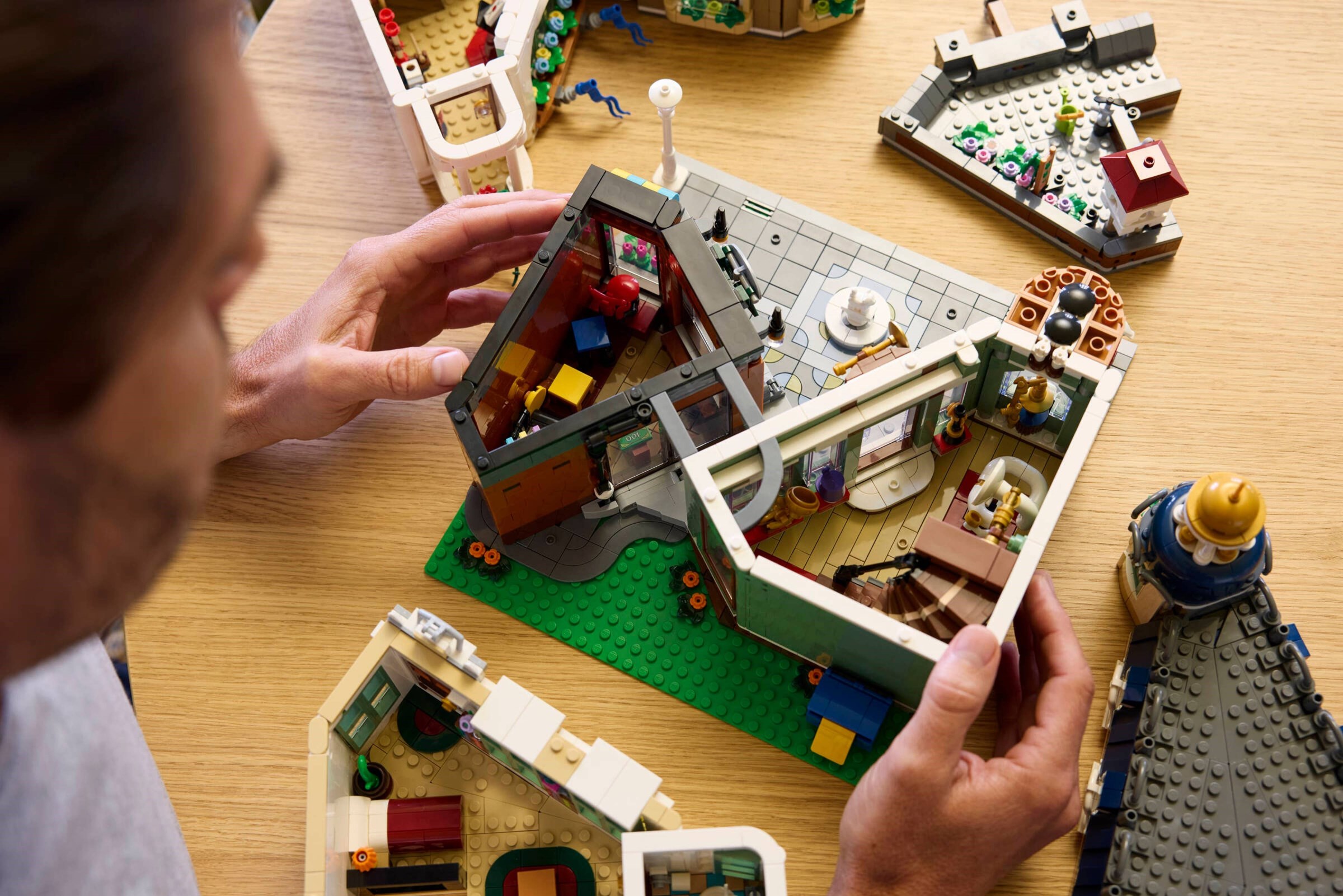 LEGO เลโก้ 11371 Shopping Street