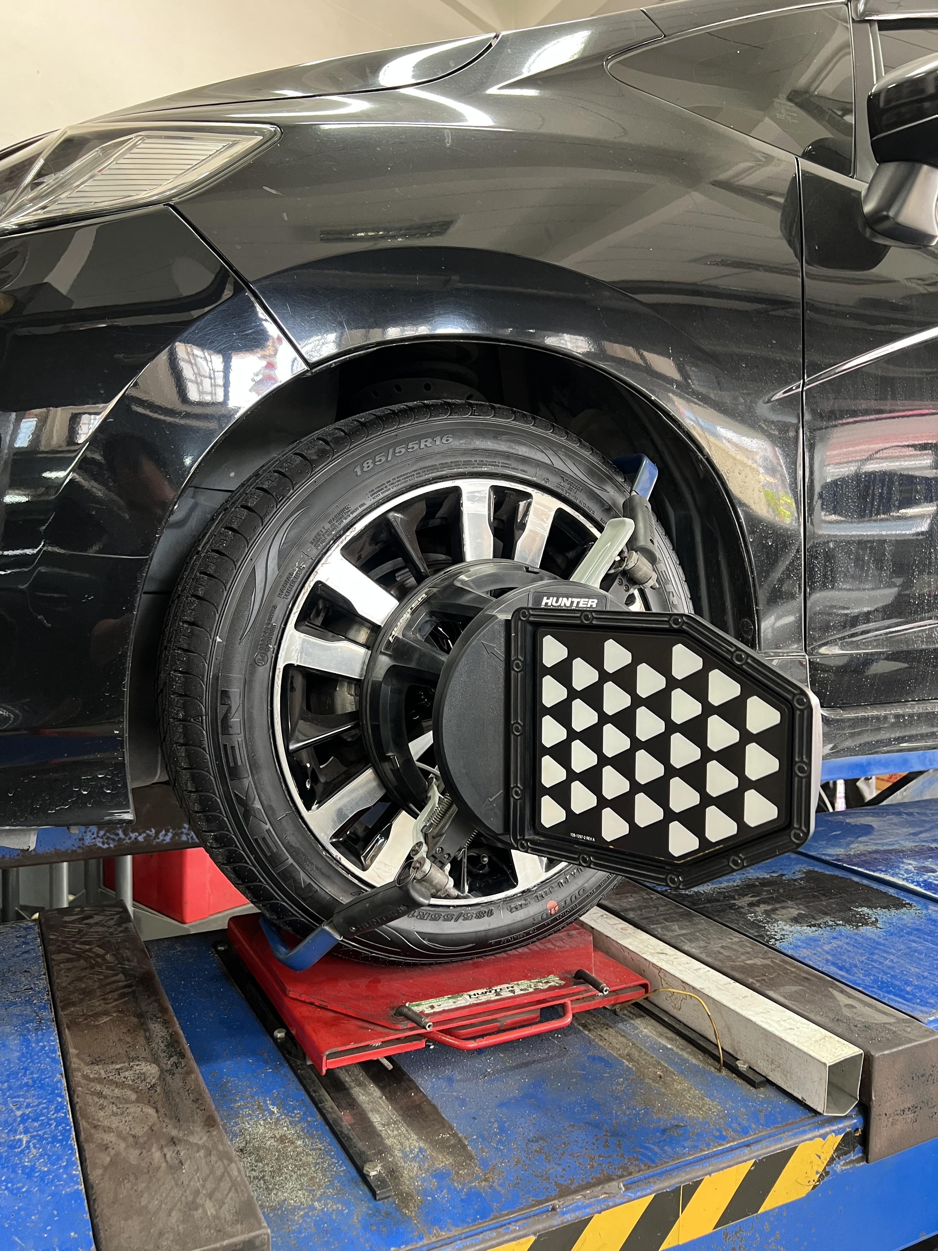 HONDA JAZZ GK เข้ารับบริการเปลี่ยนยางรถยนต์ [+] NEXEN SU1 185/55R16 #ถ่ายให้เป๊ะแชร์ให้ปังกับยางNexen #เส้นต่อไปใช้เน็กเซ็น #nexentirethailand #nexentire #ยางรถยนต์ *เฉาพาะ NEXEN Pirelli ประกันยาง 1 ปี หรือ 25,000 กม. บาด บวม เบียด แตก ระเบิด เปลี่ยนเส้นใหม่ ครับ *เพื่อความรวดเร็วนัดหมายก่อนเข้ารับบริการครับ 𝙊𝙪𝙧 𝙎𝙚𝙧𝙫𝙞𝙘𝙚 บริการทางร้านเรารับทำอะไรบ้าง 👉มียางรถยนต์ทุกยี่ห้อให้เลือกซื้อ 👉โช้คอัพ สปริง 👉เช็คช่วงล่าง แก้ปัญหาให้ตรงจุด 👉ติดตั้งยางแบบไร้รอย 100% 👉บริการสลับยาง ตามอายุ 👉บริการล้างลิ้นปีกผีเสื้อ 👉บริการเช็คระยะรถยนต์ 👉เปลี่ยนถ่ายของเหลวทั้งระบบ 👉ตั้งศูนย์ด้วยเครื่อง HUNTER นำเข้าจาก USA สอบถามข้อมูลเพิ่มเติม หรือนัดหมายเข้ารับบริการ ☎️ : 08-6569-1915 ☎️ : 08-6544-5963 Line id : @88rw Facebook : https://www.facebook.com/88rwtire Location : https://goo.gl/maps/HrNUAZXPN94KvxZ98? #รถยนต์มีปัญหาไม่รู้ต้องแก้ตรงไหน ทางเรายินดี ตรวจหาปัญหาและหาวิธีแก้ บอกลูกค้าก่อนลงมือทำเสมอราคาเป็นธรรม #nexentires