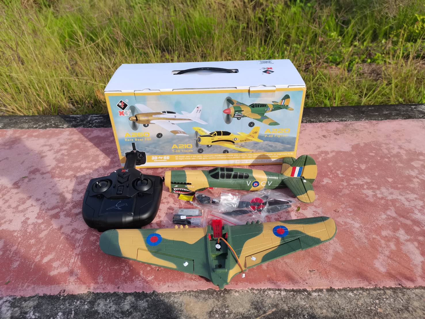 เครื่องบินบังคับ WL& XK A220 P40 FIGHTER 3D-6G สินค้าชุดพร้อมเล่น มีระบบช้วยบิน