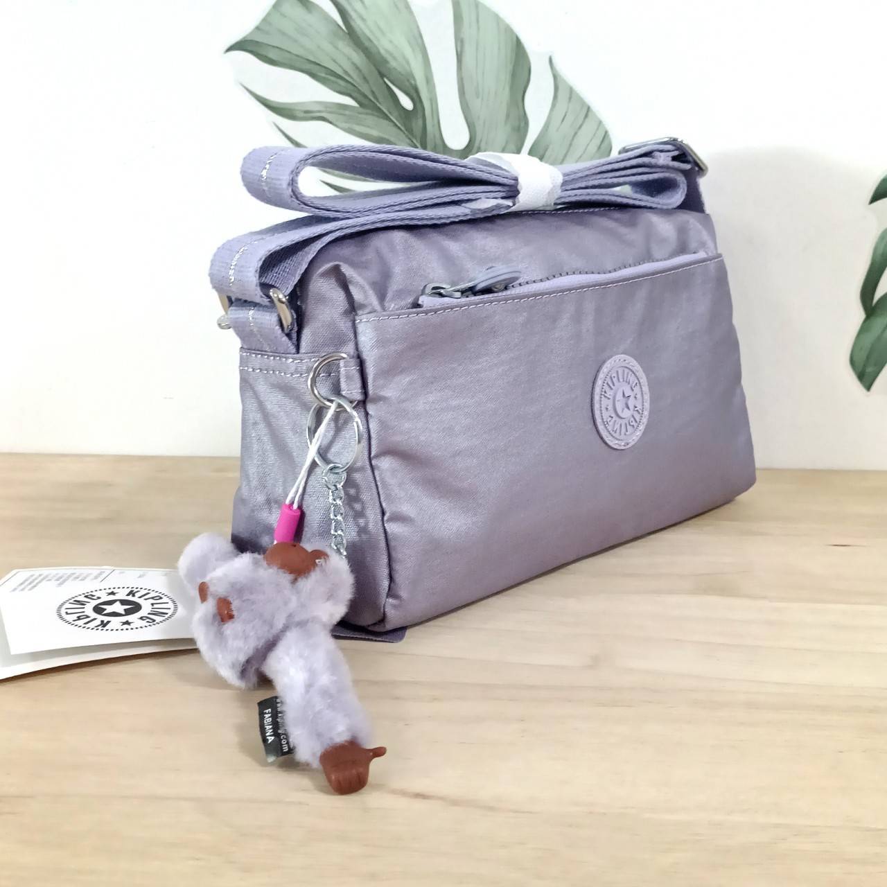 KIPLING คิปลิ้ง K16217 Seoul up sling bag คิปลิง กระเป๋าสะพายไหล่
