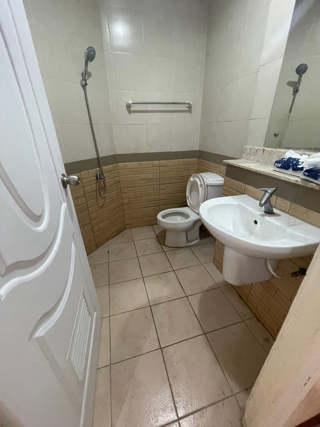 ขายบ้าน หมู่บ้านภุมรินทร์ 807/107 ติดสวนสาธารณะ ใกล้ห้างเซียร์รังสิต