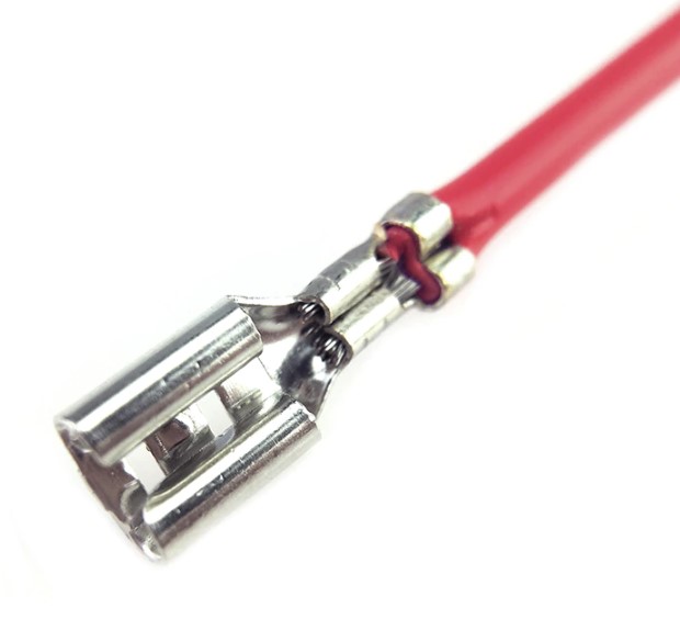 หางปลา 4.8 mm. พร้อมเปลือกหุ้ม female crimp terminal connector with transparent sheath inserted spring 4.8mm insulation plug spring insert pure copper tinned