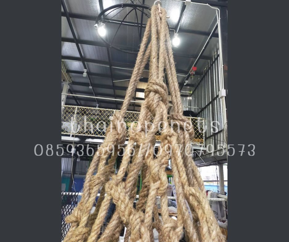 ตาข่ายยกของ เชือกมะนิลาแท้ขนาด 16 มิล พร้อมบ่วงเชือกทั้ง 4 ด้าน ตาข่ายเคลื่อนย้ายสินค้า ตาข่ายขนของ ตาข่ายยกของชิ้นใหญ่