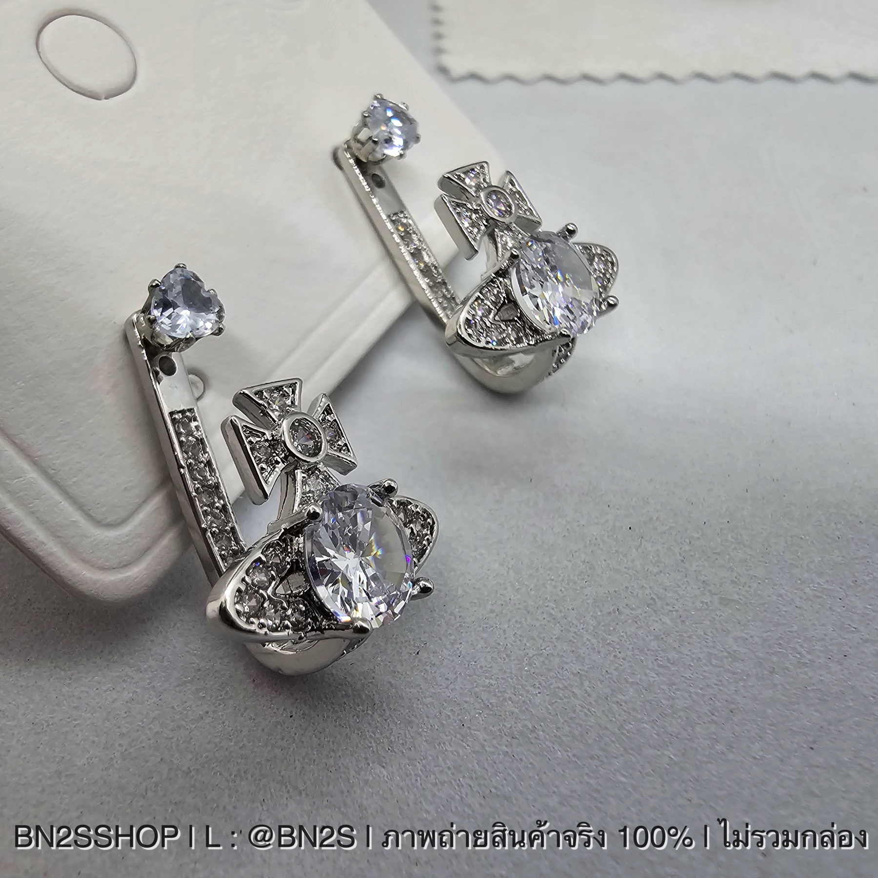 Vivienne Westwood Earrings ต่างหูวิวเวียน ต่างหูห้อยจี้ดาวเสาร์ทับหลัง อะไหล่เงิน