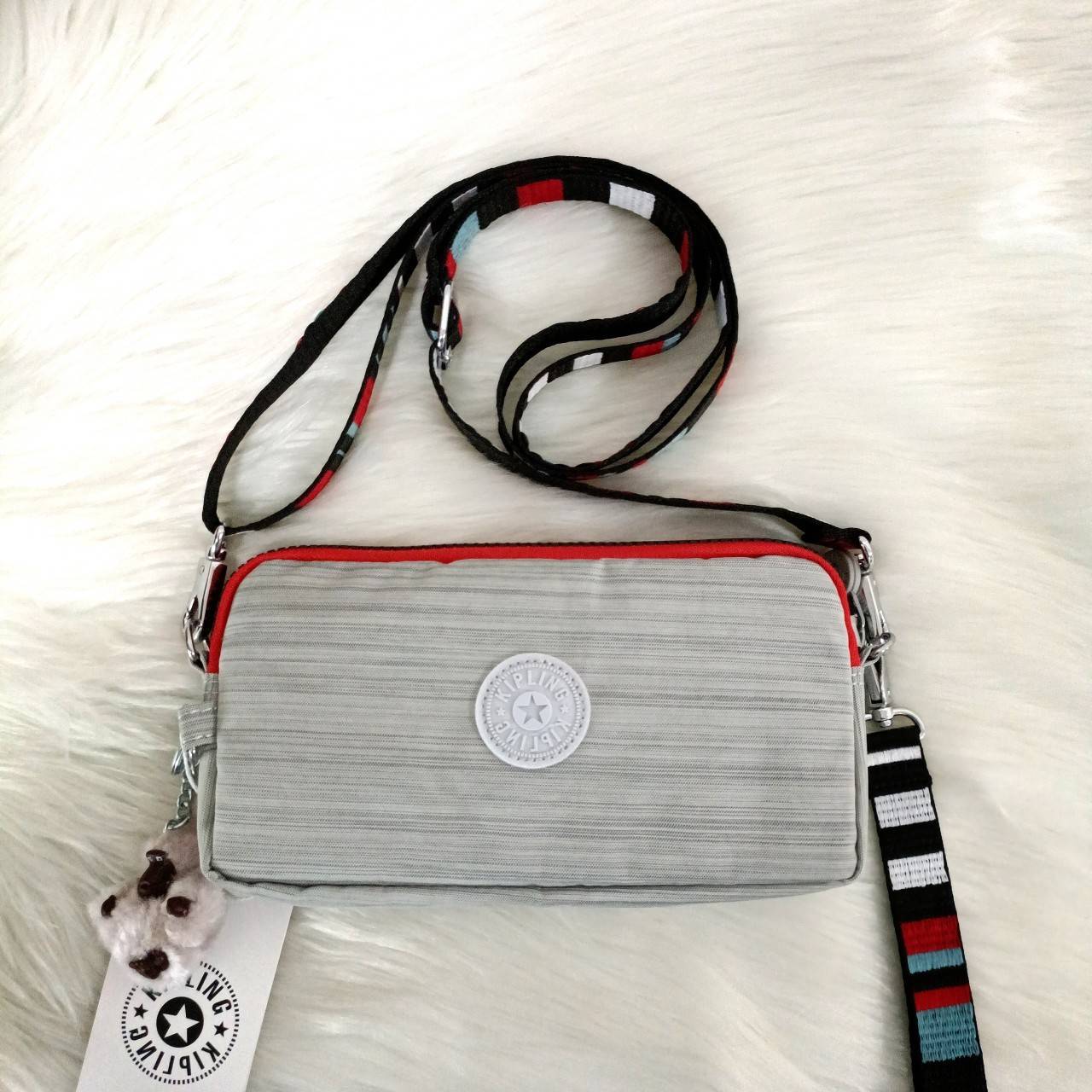 กระเป๋าสตางค์ kipling ใบยาว กระเป่าสะพายข้าง KIPLING 3 Monkey program Seoul up