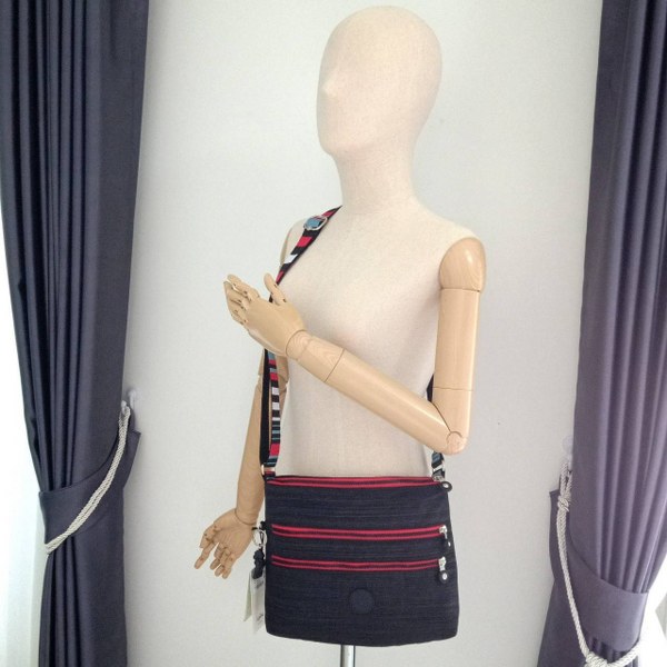 KIPLING แท้ กระเป๋าสะพาย กระเป๋าคิปลิ้ง คิปลิง คิบลิง Basic Ewo New Ella crossbody bag