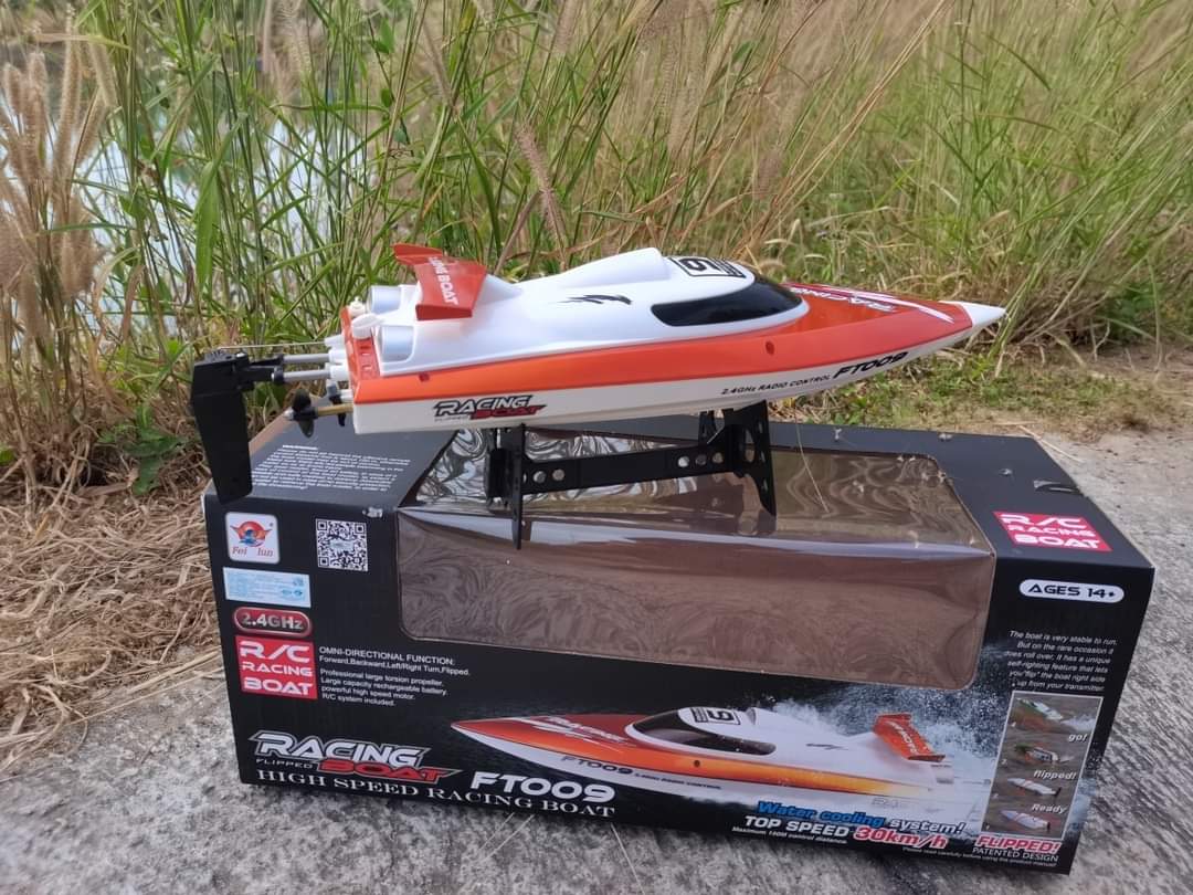 เรือเร็วบังคับวิทยุ FT009 RC SPEED30KMH 2.4GHZ RACING BOAT สินค้าชุดพร้อมเล่น