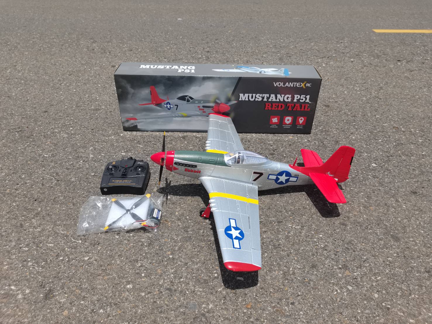 เครื่องบินบังคับวิทยุ Volantex Mustang P-51D Brushless RTF