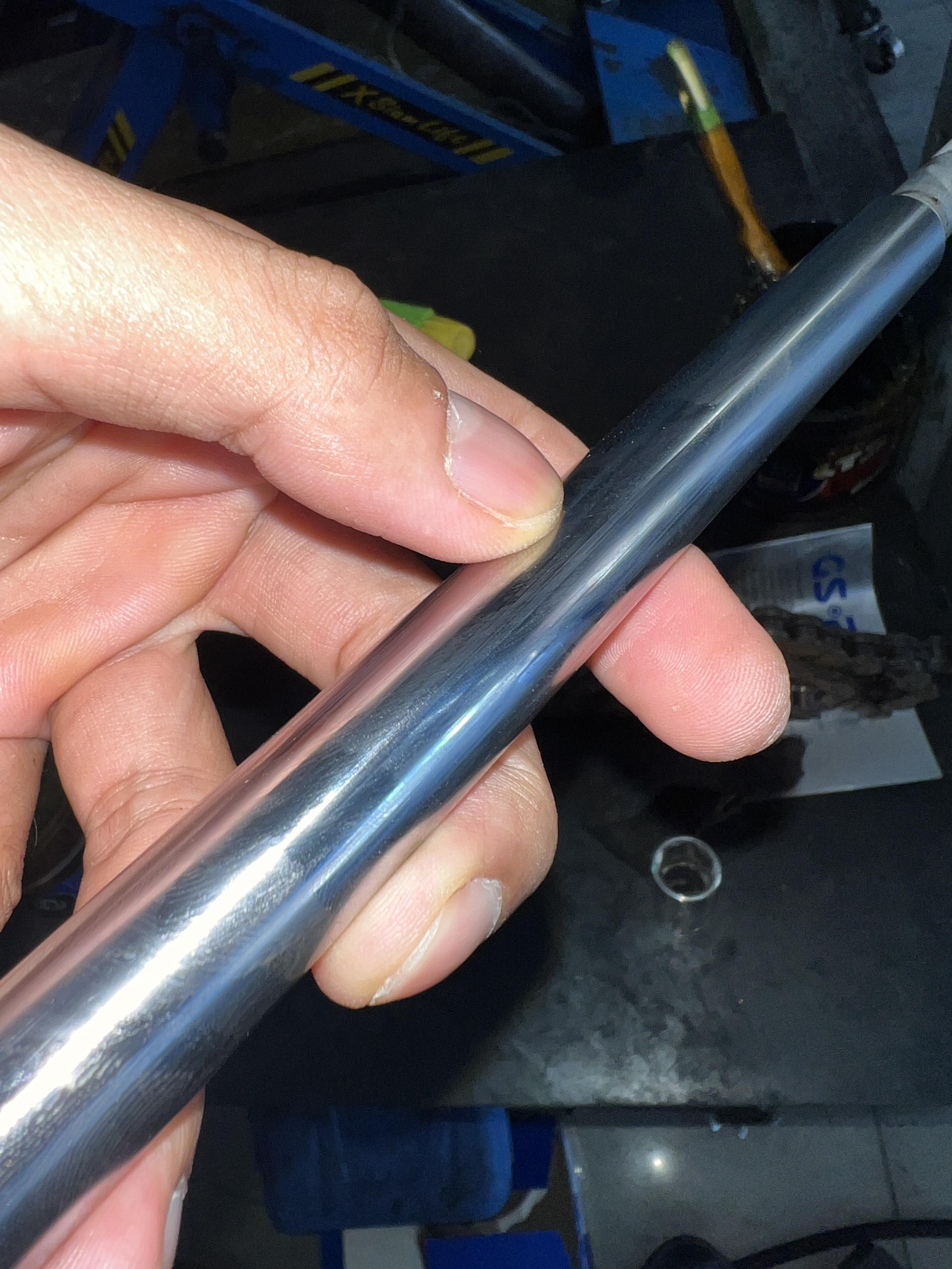 🛠️ โช้คอัพ YSS E-Series รั่วซึม? ซ่อมที่ศูนย์ซ่อม YSS นนทบุรี! Isuzu MU-X คันนี้ วิ่งมา 150,000 กม. โช้คอัพเริ่มมีอาการรั่วซึม ได้เวลาฟื้นฟู! ✅ เราคือศูนย์ซ่อมที่ได้รับการแต่งตั้งจาก YSS โดยตรง ✅ ใช้อะไหล่แท้เบิกศูนย์เท่านั้น: แกนใหม่, ชุดซีลใหม่, น้ำมันสังเคราะห์ใหม่ ✅ Setup & ตั้งศูนย์: จบงานติดตั้งและตั้งศูนย์ให้พร้อมใช้ในที่เดียว 👉 มั่นใจในมาตรฐาน! คืนประสิทธิภาพโช้คอัพให้รถคุณกลับมานิ่ง หนึบ เหมือนใหม่! #YSS #YSSShop #ซ่อมโช้คอัพ #Overhaul #IsuzuMux #ยางเจริญรุ่งเรือง #นนทบุรี #งามวงศ์วาน #ร้านซ่อมช่วงล่างดีๆใกล้ฉัน