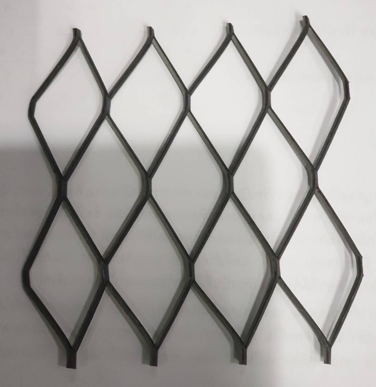 ตะแกรงเหล็กฉีก แผ่นตะแกรงเหล็กฉีก