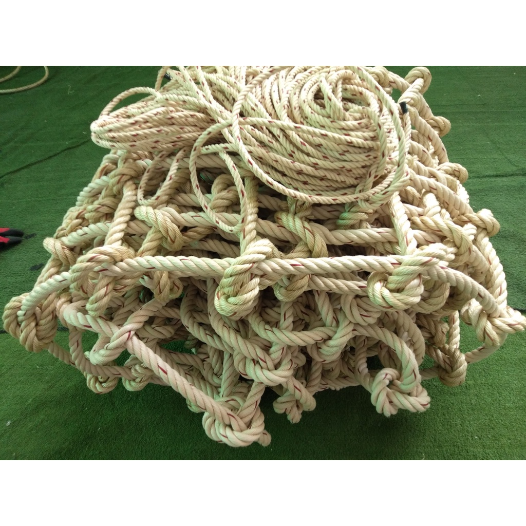 ตาข่ายปีนป่ายตาข่ายค่ายทหาร ปีนป่ายใยยักษ์ 18 มิล ตา 25x25CM.ตาข่ายปีนป่ายฐานลูกเสือเหมาะกับเด็กเล็ก-ผู้ใหญ่ ติดตั้งง่าย