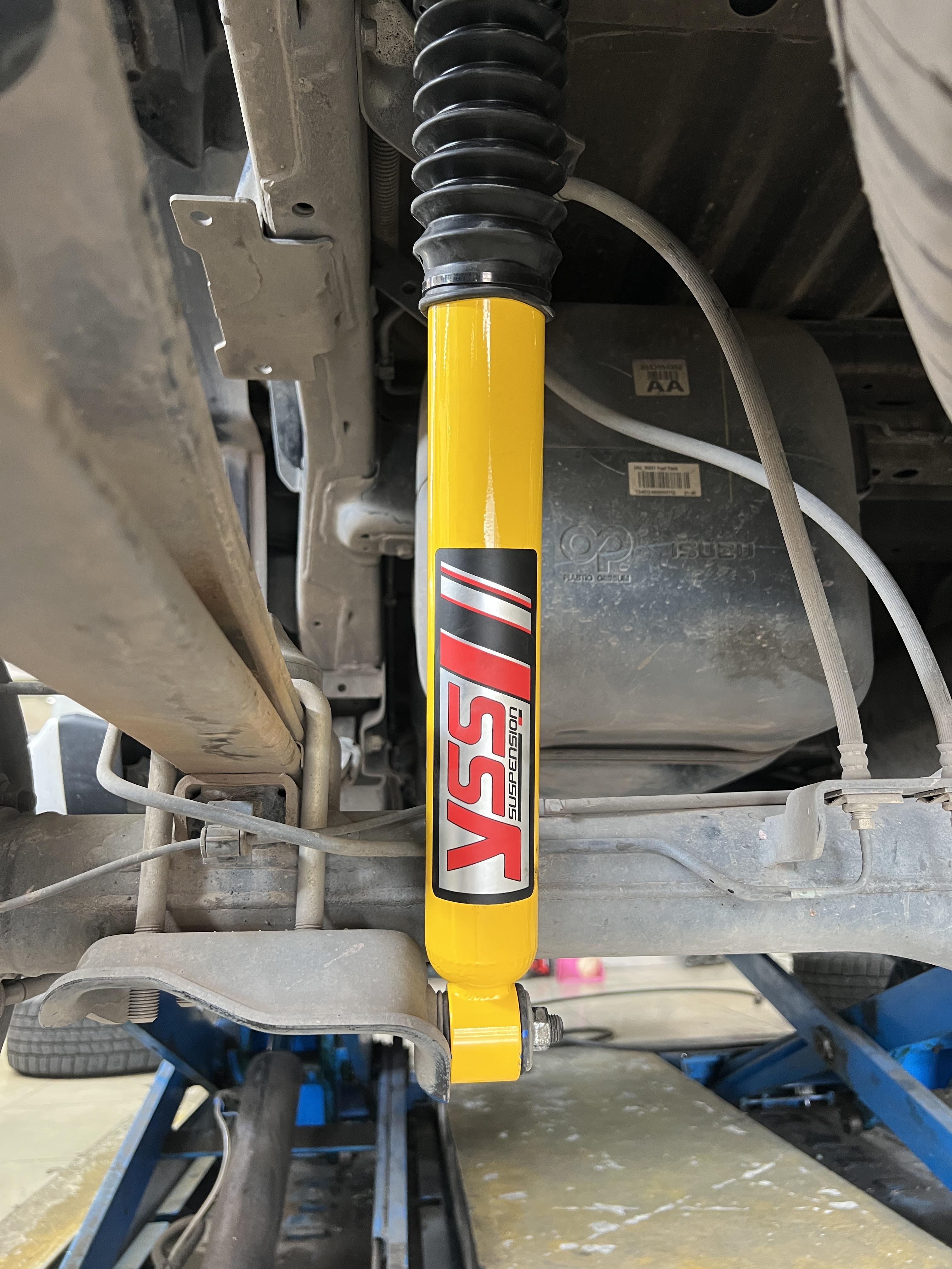 ISUZU DMAX เปลี่ยนโช้คอัพ ใช้งาน ประจำวัน [+] YSS DTG กระบอกเหลือง วาล์วอัตโนมัติ นุ่มนวล Location : https://goo.gl/maps/HrNUAZXPN94KvxZ98? รถยนต์มีปัญหาไม่รู้ต้องแก้ตรงไหน ทางเรายินดี ตรวจหาปัญหาและหาวิธีแก้ บอกลูกค้าก่อนลงมือทำเสมอด้วยราคาเป็นธรรม เวลาบริการ วันจันทร์-วันอาทิตย์ 09:00 น. - 17.30 น. #yssdtg #isuzuDmax #โช้คอัพ #ช่วงล่าง #โช๊ค #ยางรถยนต์