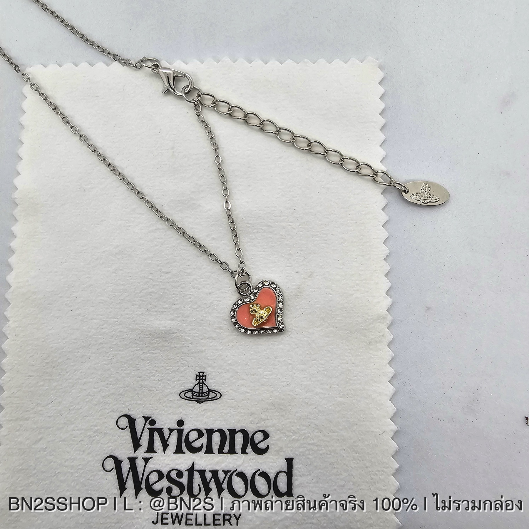 สีเงิน | Vivienne Westwood Petra Necklace Pendant สร้อยคอสายโซ่ จี้หัวใจ Petra ยี่ห้อ วิเวียน เวสทวู๊ด งานปั๊มโลโก้ตัวจี้