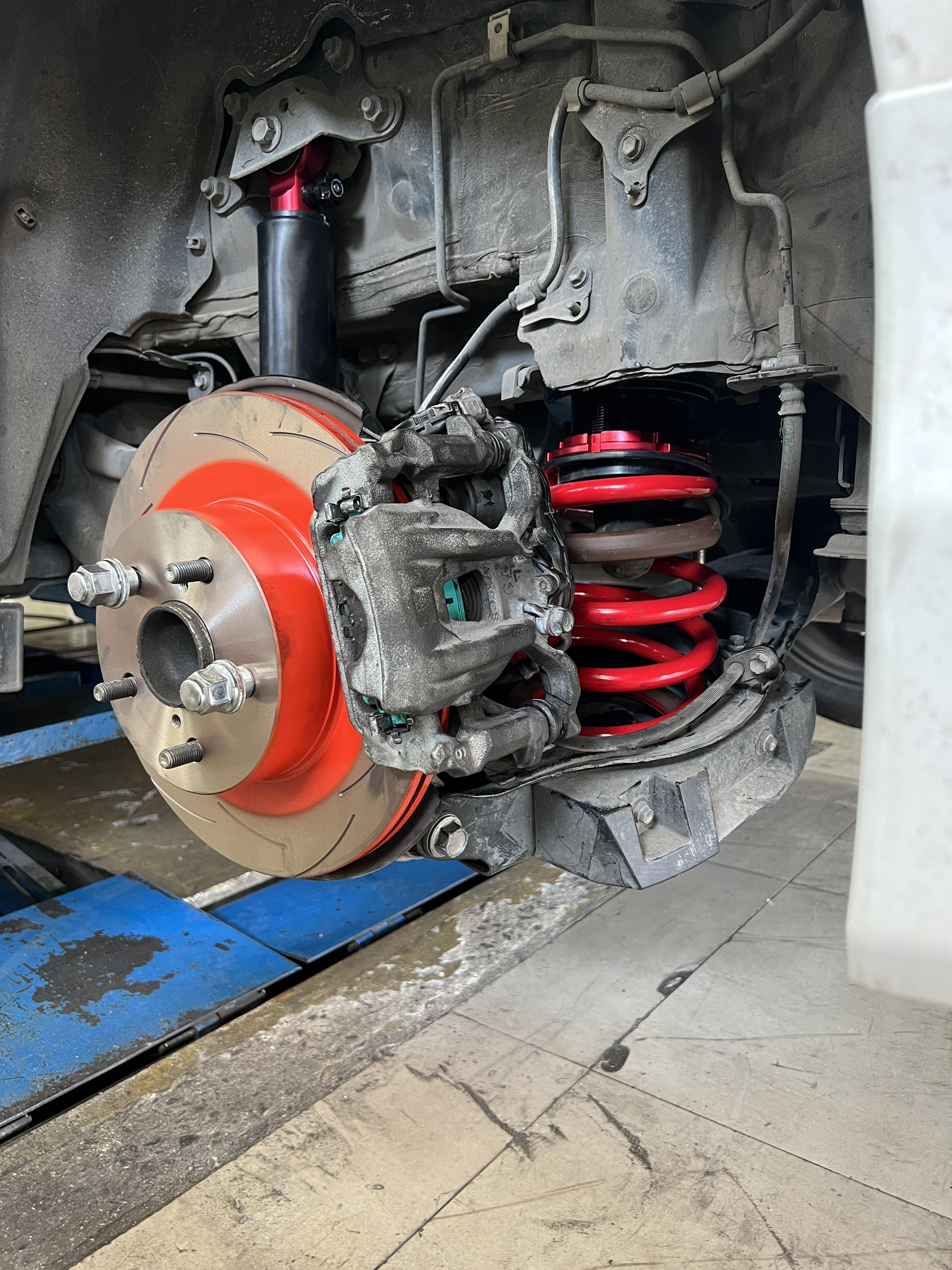 TOYOTA ALPHARD อัพเกรดช่วงล่าง และเปลี่ยนยางรถยนต์ [+] PROFENDER FITZ SERIES [+] NEXEN SU1 235/50R18 Location : https://goo.gl/maps/HrNUAZXPN94KvxZ98? รถยนต์มีปัญหาไม่รู้ต้องแก้ตรงไหน ทางเรายินดี ตรวจหาปัญหาและหาวิธีแก้ บอกลูกค้าก่อนลงมือทำเสมอด้วยราคาเป็นธรรม เวลาบริการ วันจันทร์-วันอาทิตย์ 09:00 น. - 17.30 น. #toyotaalphard #profenderfitz #NexenTire #โช้คอัพ #ช่วงล่าง #โช๊ค #ยางรถยนต์