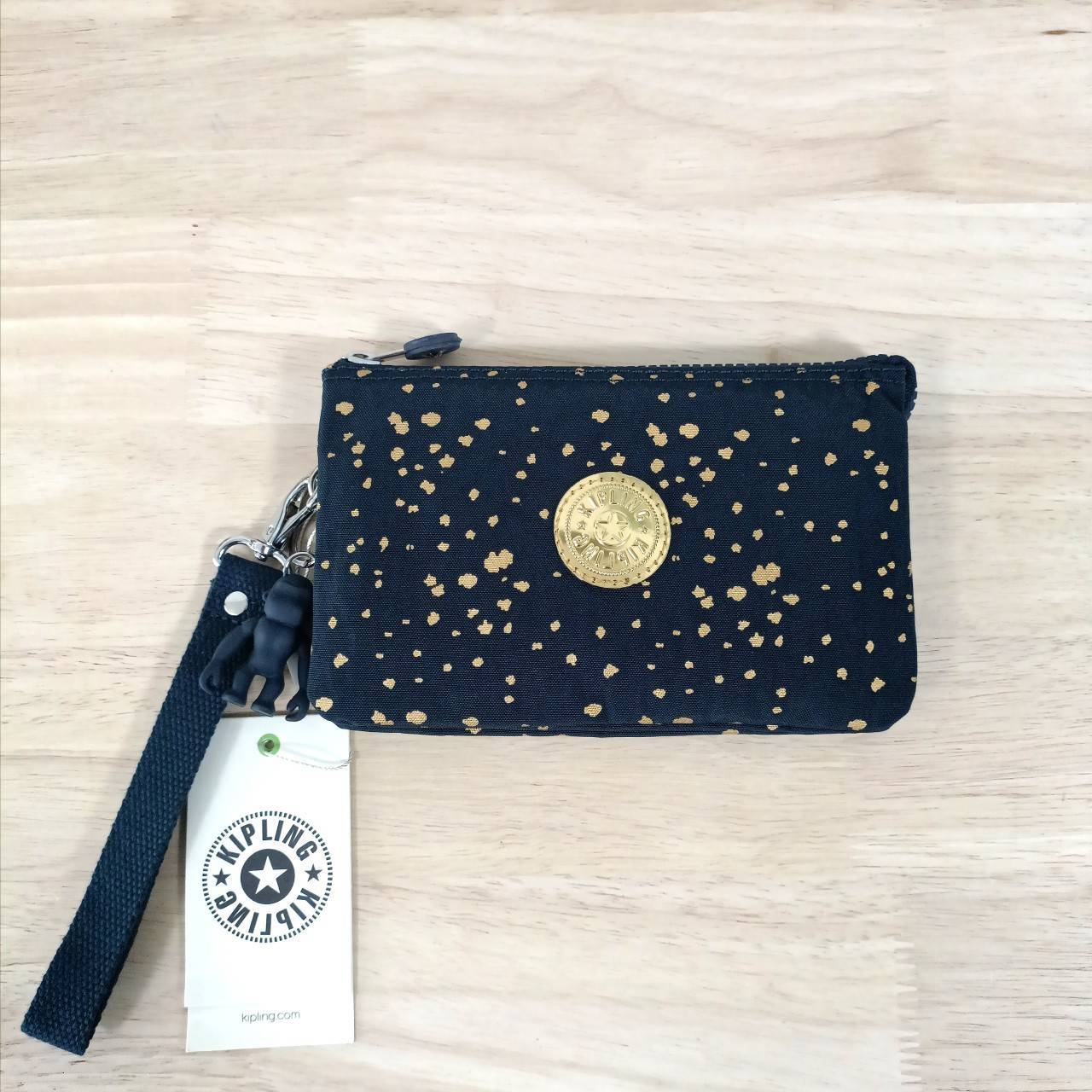 กระเป๋าคล้องมือ Kipling Creativity Large Pouch คิปลิ้ง