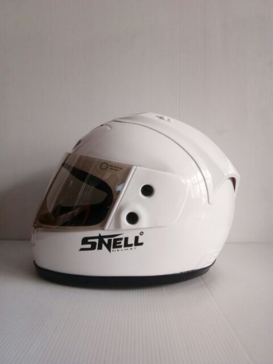 หมวกกันน็อค Snell Ruyki สีขาว