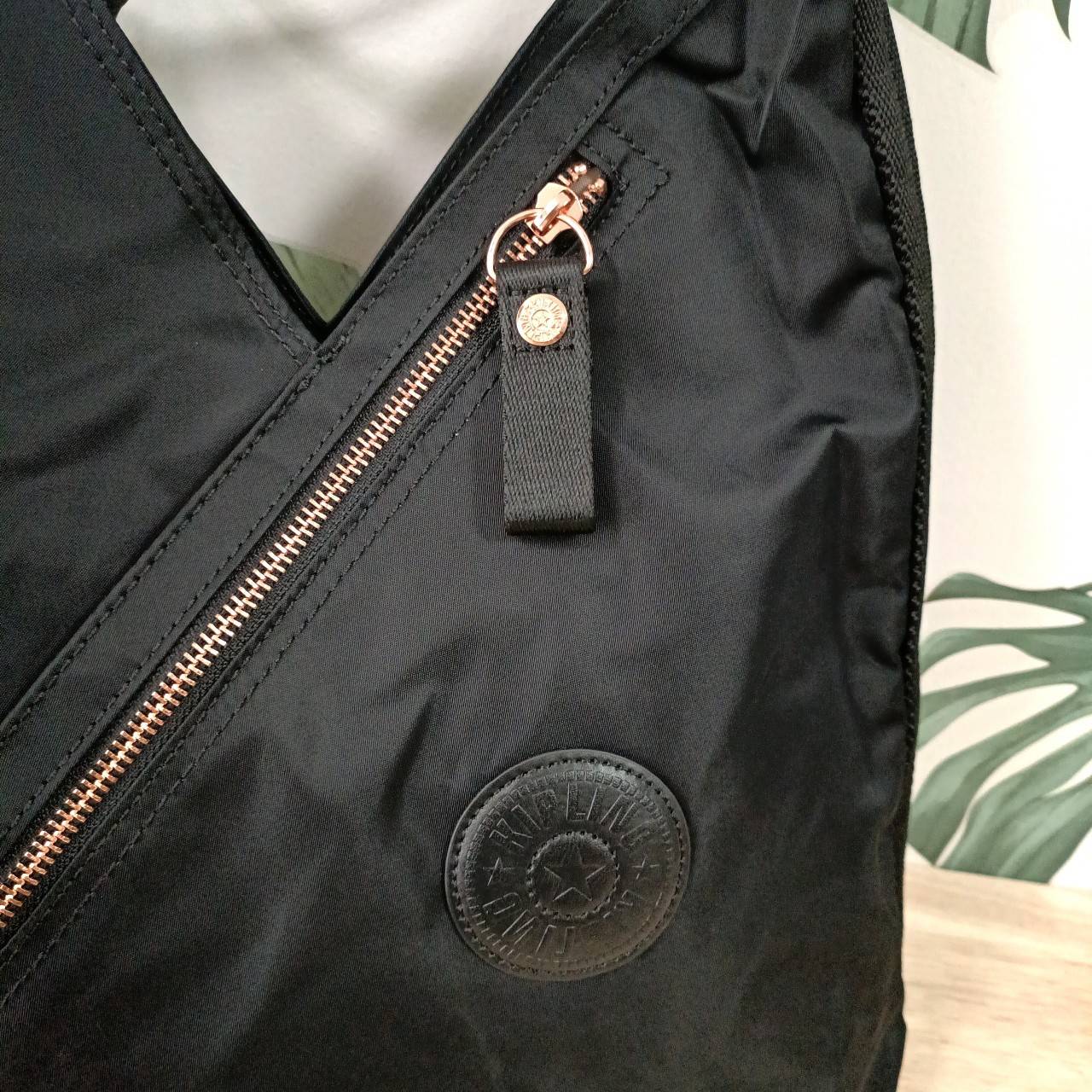 กระเป๋าถือ สะพาย Kipling Olina Shoulder bag