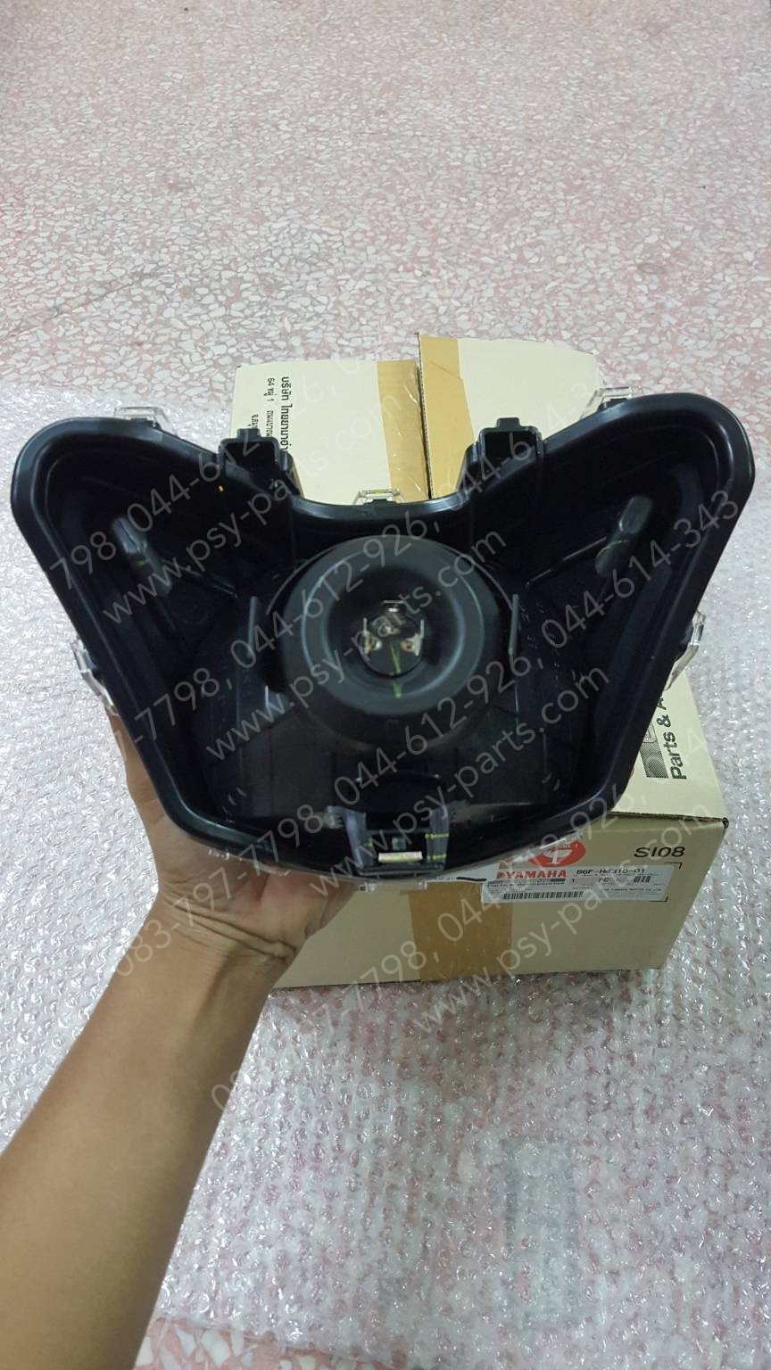 ไฟหน้า FINN แท้ๆ B6F-H4310-01