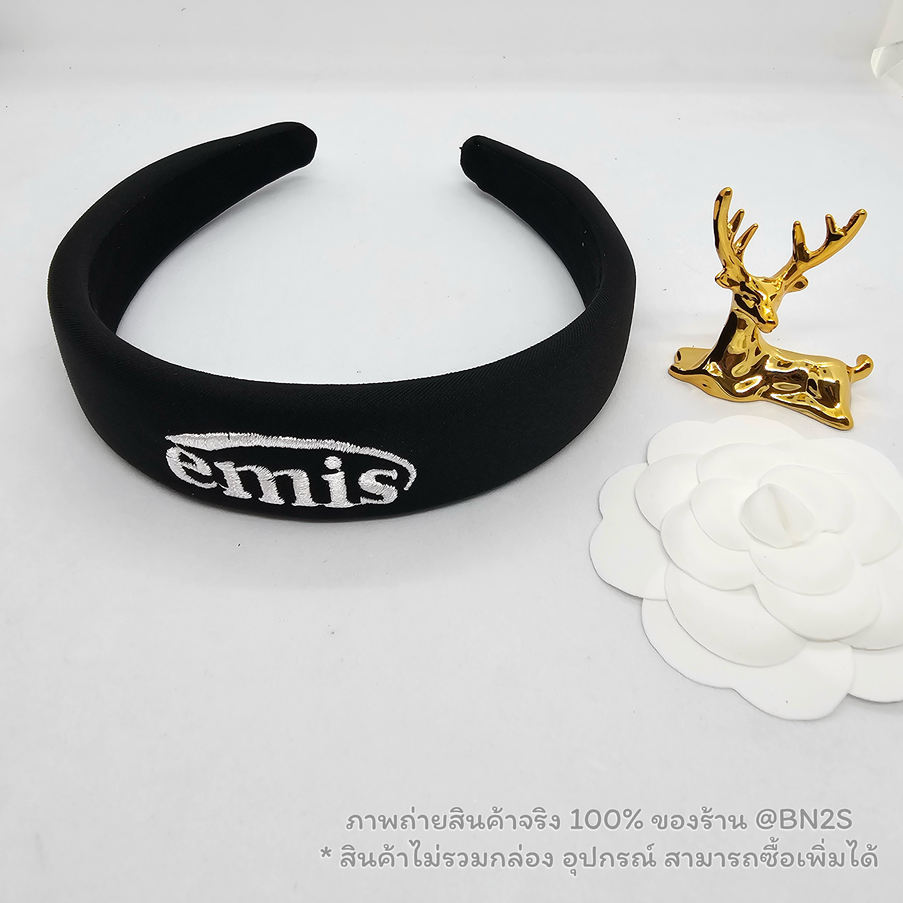 สีดำ | EMIS NEW LOGO HAIRBAND ที่คาดผมอีมิส ปักโลโก้ บุฟองน้ำนุ่ม สไตล์เกาหลี งานสวยภาพงานจริง 100% พร้อมส่งในไทย ไม่ต้องรอนาน